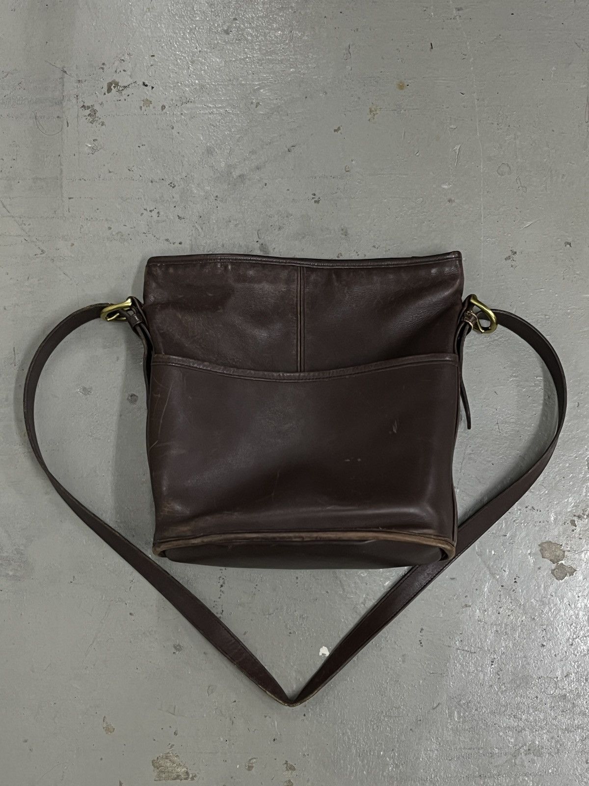 Coach Coach Vintage Tanned Patina Cowhide Leather Bucket Bag Size ONE SIZE - 15 Thumbnail