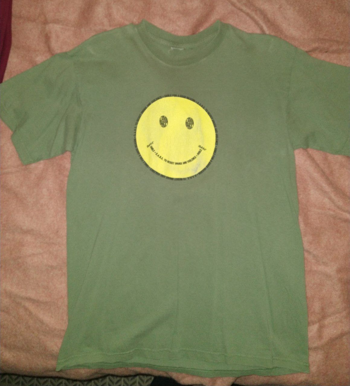 D.A.R.E × Vintage VTG 90s/Y2K DARE Smiley Face Drugs T Shirt