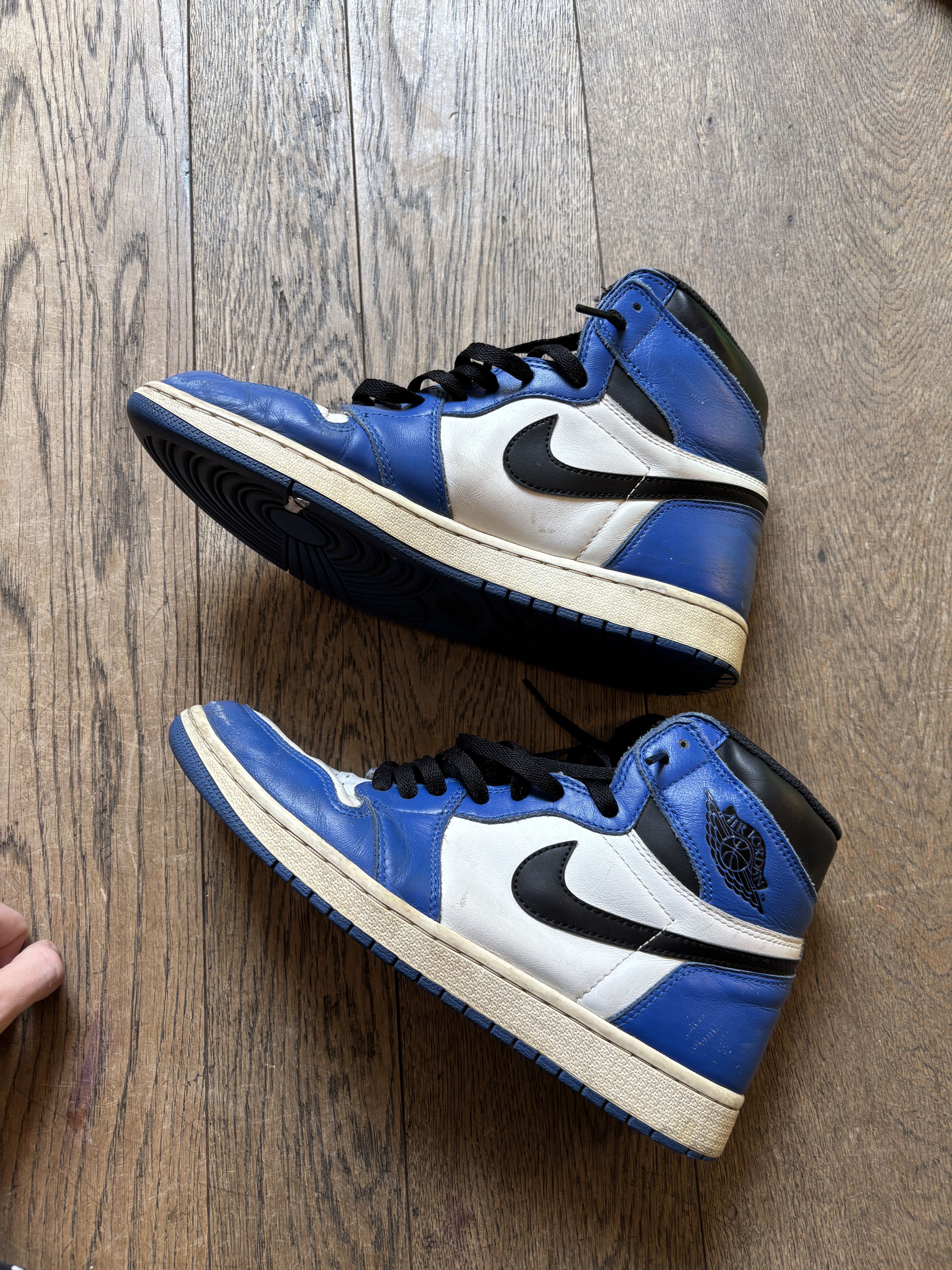 Jordan Brand Jordan 1 Game Royal 2017 Size US 9.5 / EU 42-43 - 6 Thumbnail