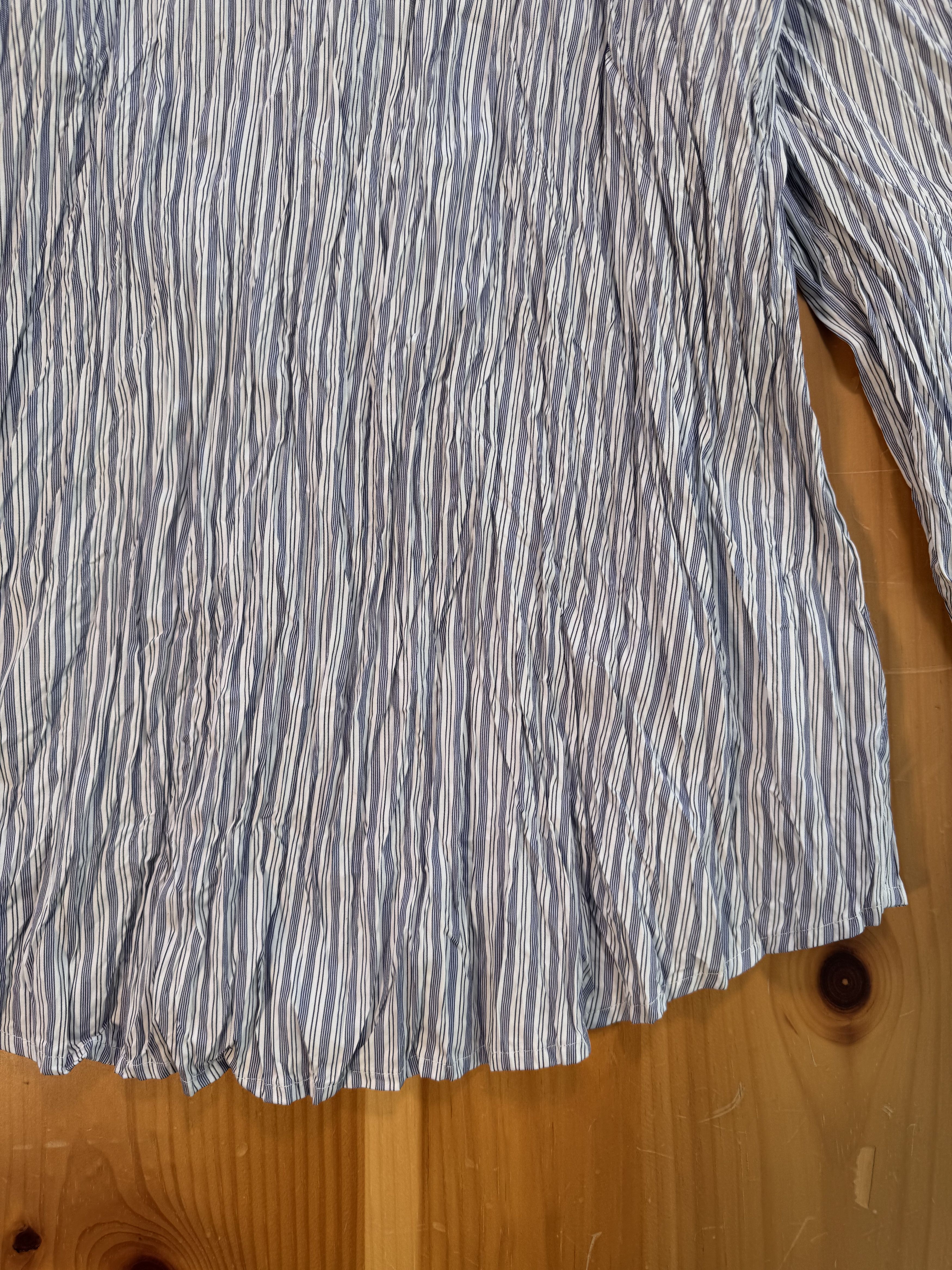 Bottega Veneta Bottega Veneta Crinkle Dress Shirt Pinstripe Size US L / EU 52-54 / 3 - 9 Thumbnail