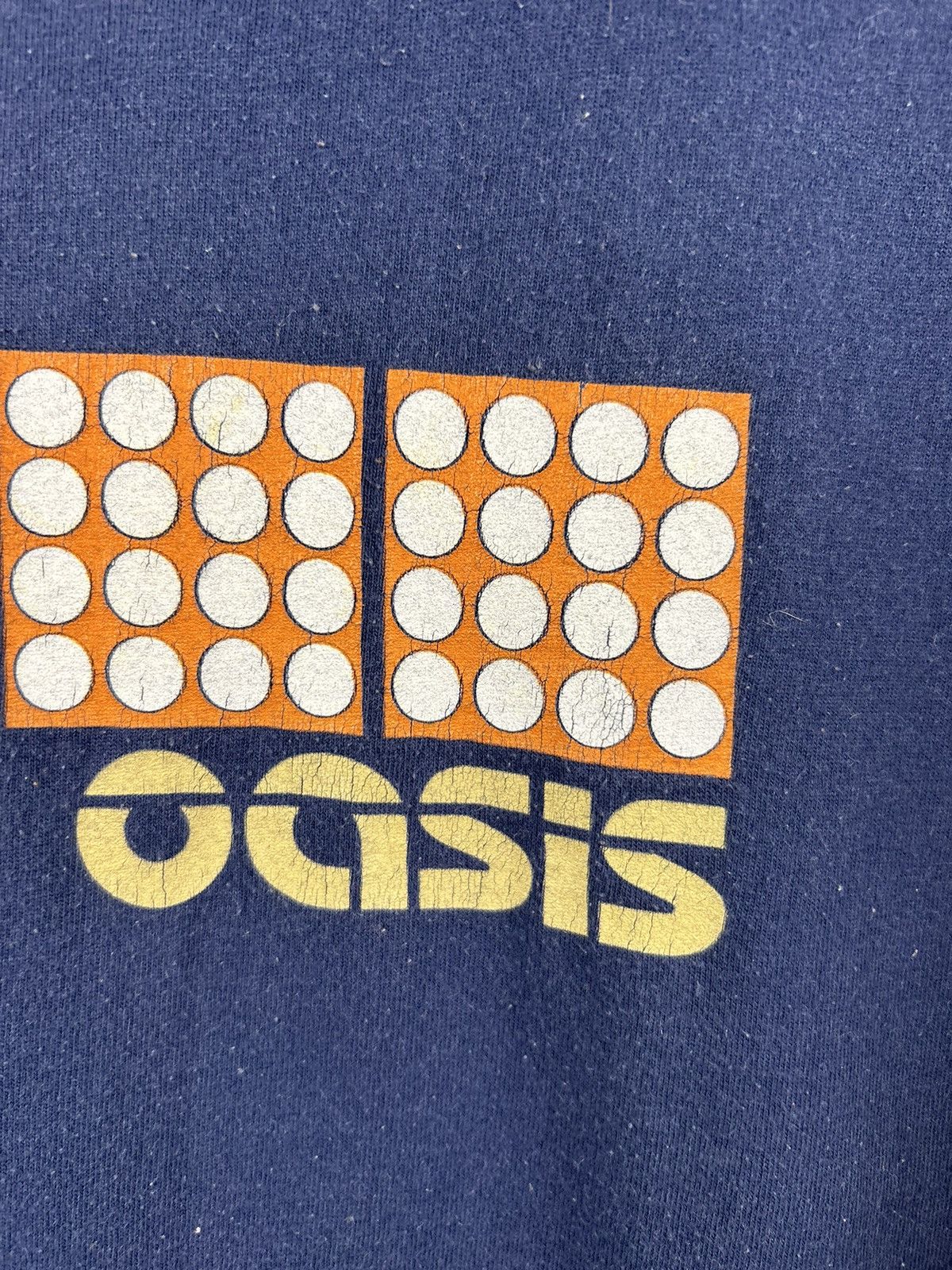 Band Tees Vintage 90s Oasis Band Around The World 1998 T shirt Size US XL / EU 56 / 4 - 8 Thumbnail