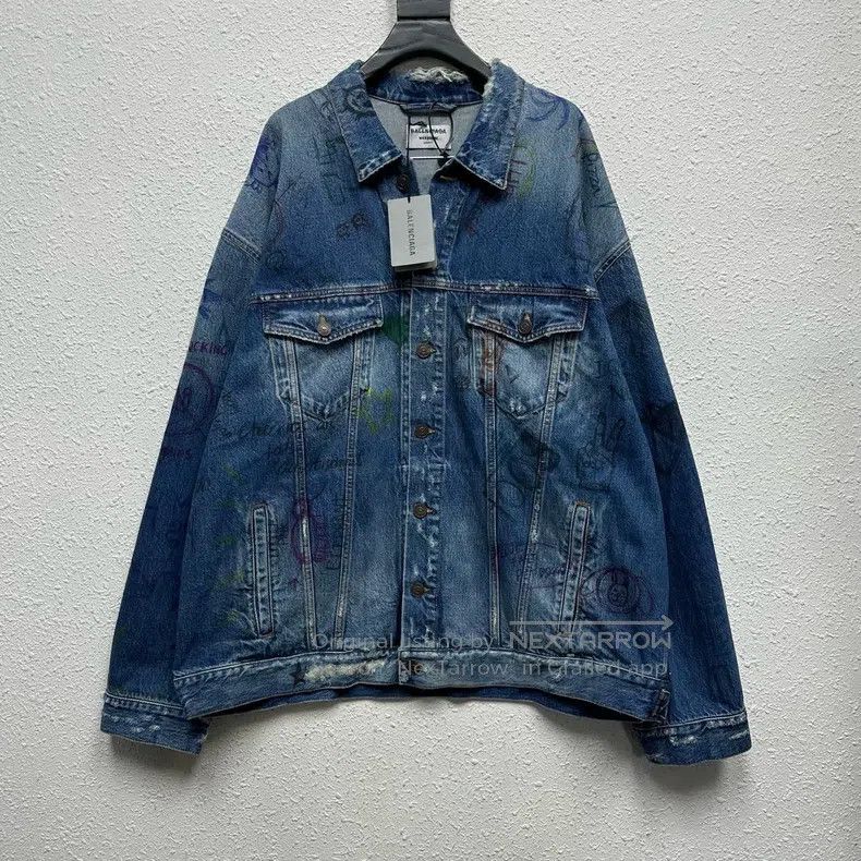 Balenciaga Balenciaga Destroyed Graffiti Print Denim Jacket Size US L / EU 52-54 / 3 - 1 Thumbnail