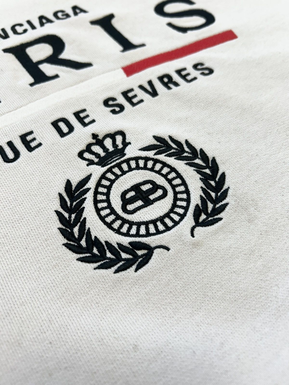 Balenciaga FW2019 Paris Rue de Sèvres Hoodie Size US S / EU 44-46 / 1 - 5 Thumbnail