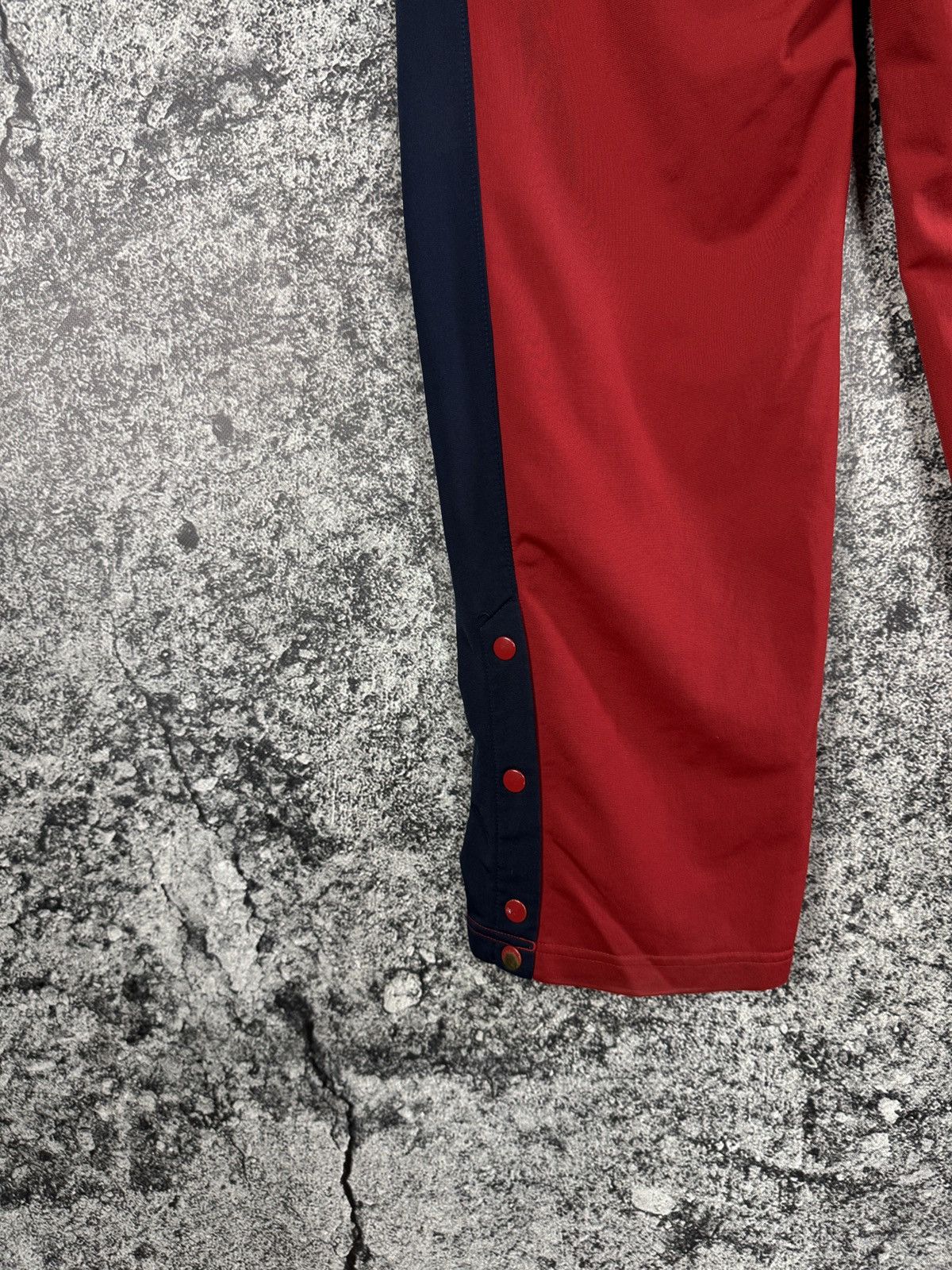 Nike Nike Track Pants Vintage Retro 90s Trousers Snap Hem Size L Size US 36 / EU 52 - 14 Thumbnail