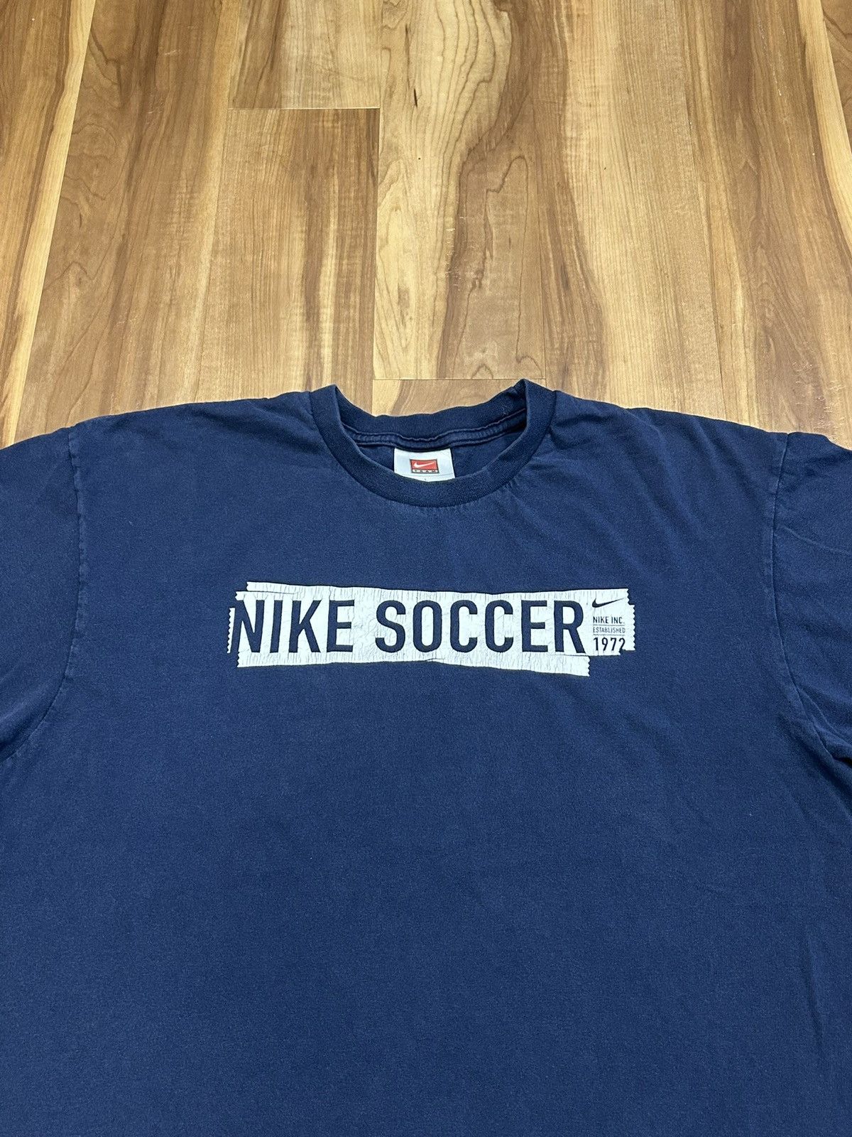 Nike Vintage Nike Soccer Tee Size US L / EU 52-54 / 3 - 2 Thumbnail