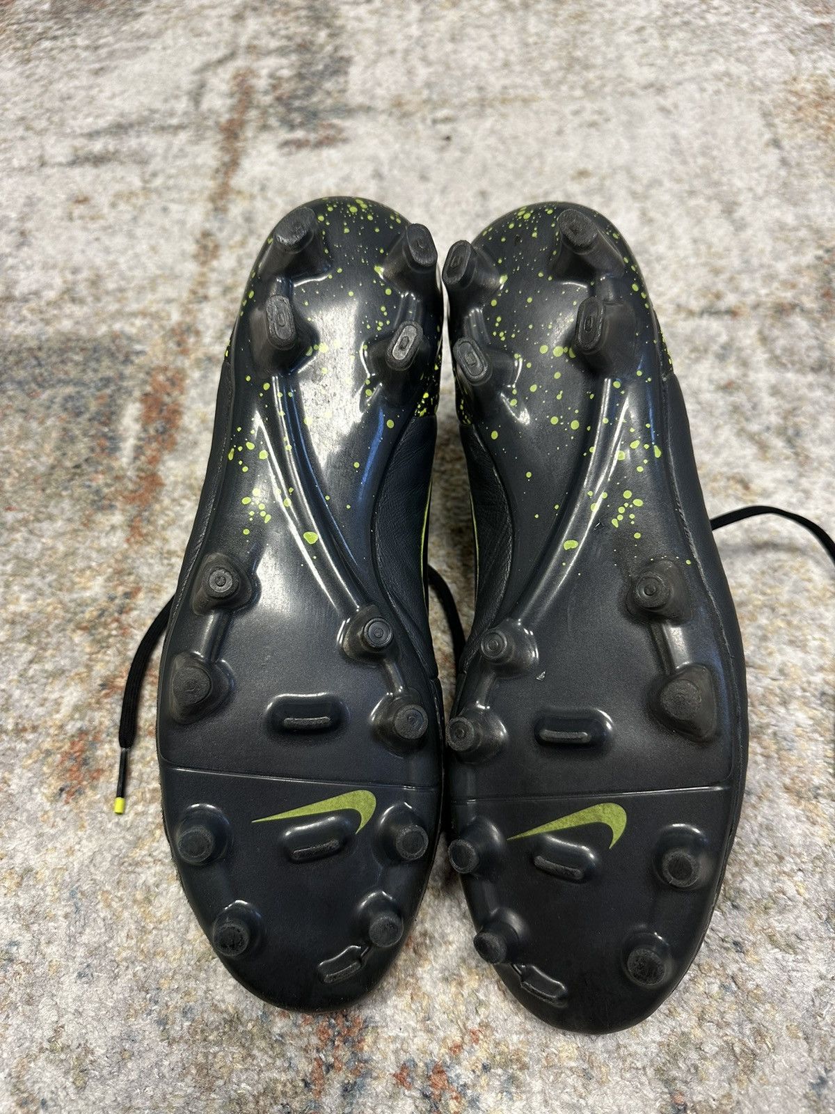 Japanese Brand × Nike 🔥 Nike Tiempo Legend V FG Pro Black / Volt 5 Size US 10.5 / EU 43-44 - 5 Thumbnail