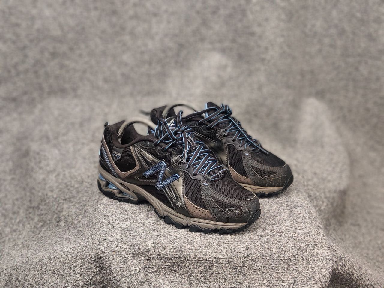 New Balance Vintage New Balance hotsell trail 810 Outdo Unisex Speakers Size US 6.5 / EU 39-40 - 7 Thumbnail