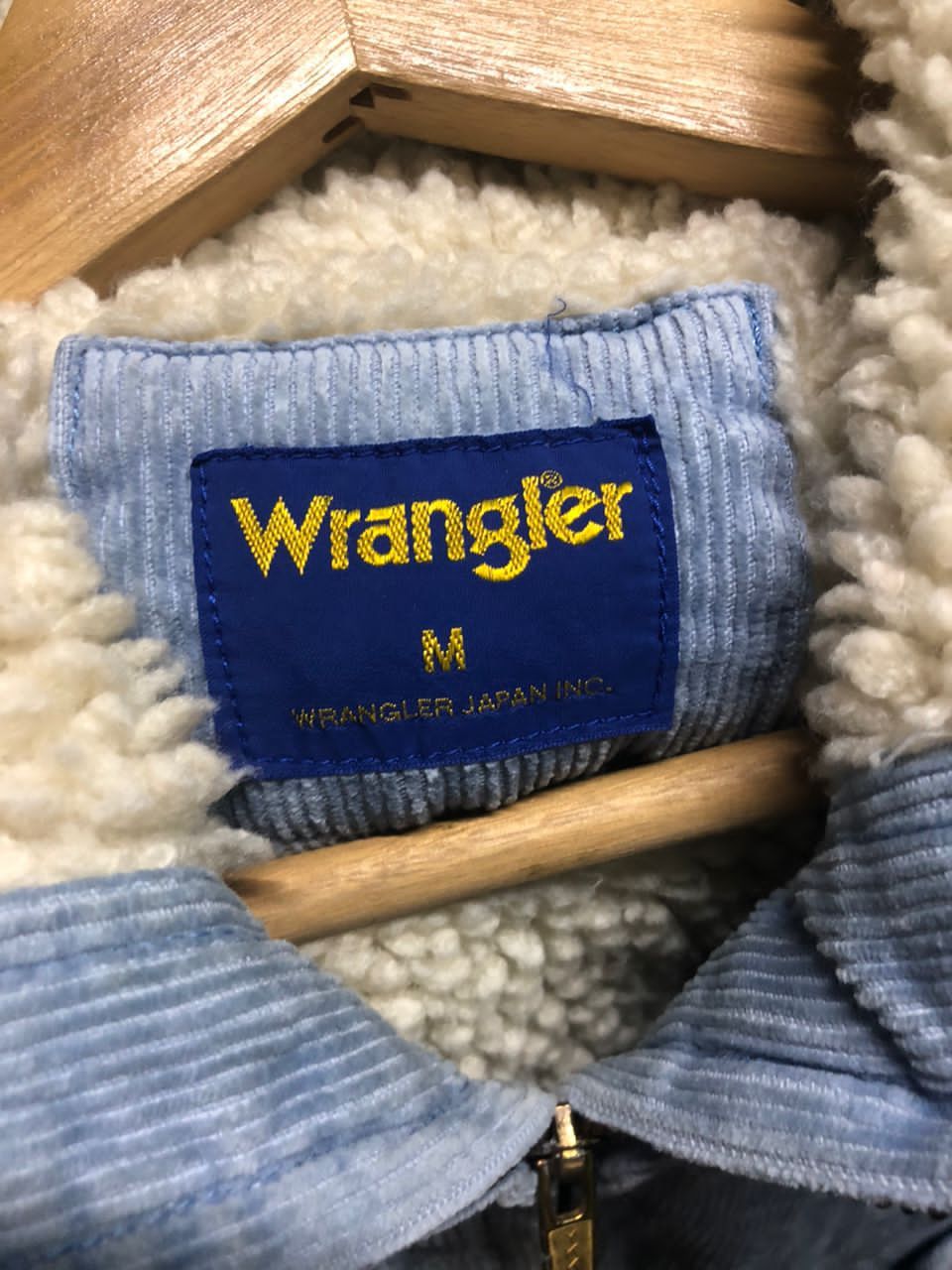 Wrangler VINTAGE WRANGLER CORDUROY LINED SHERPA JACKET Size US M / EU 48-50 / 2 - 12 Thumbnail