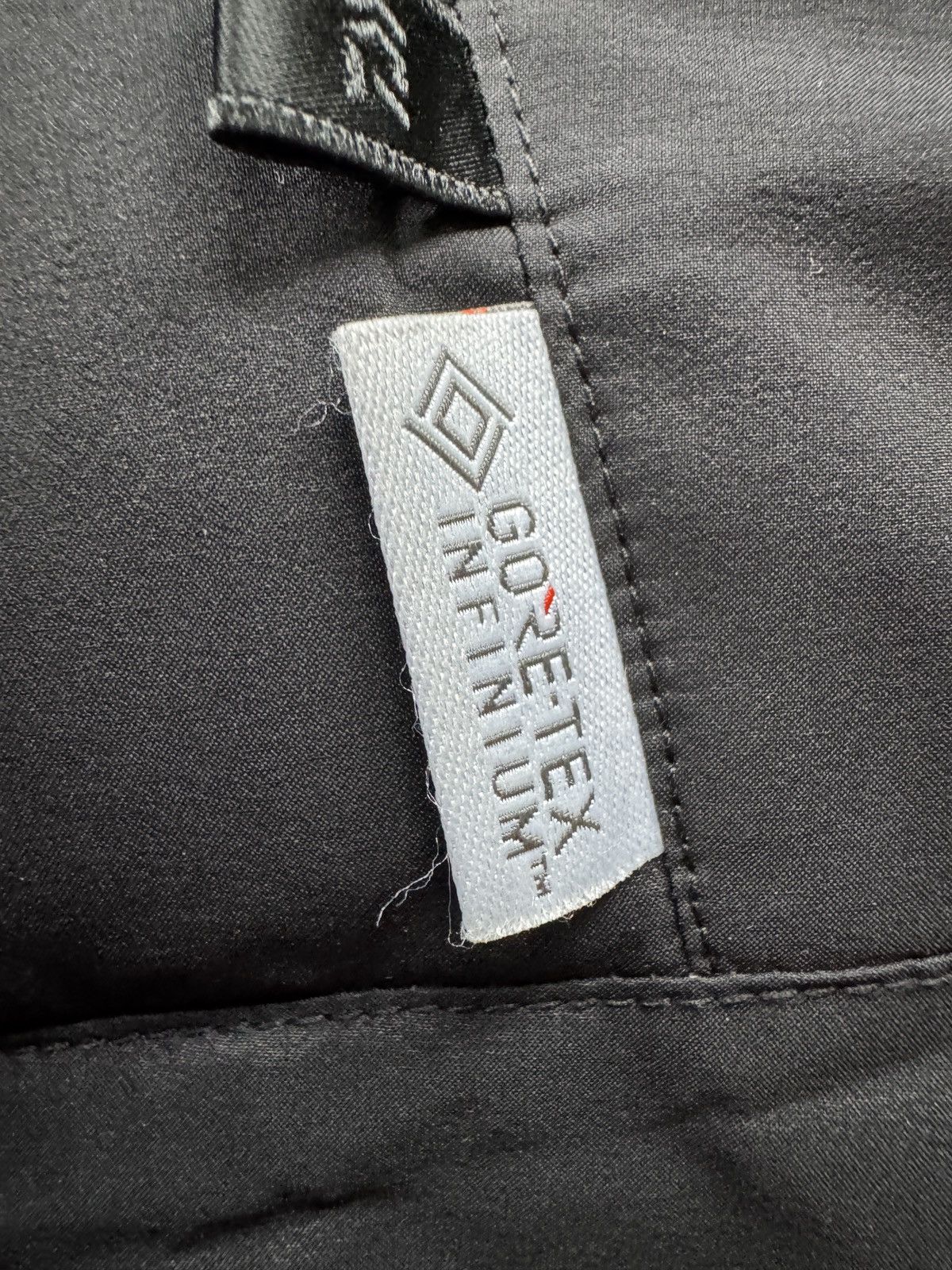 DAIWA PIER39 Daiwa prer39 gore-tex infinium down vest M Size US M / EU 48-50 / 2 - 2 Thumbnail