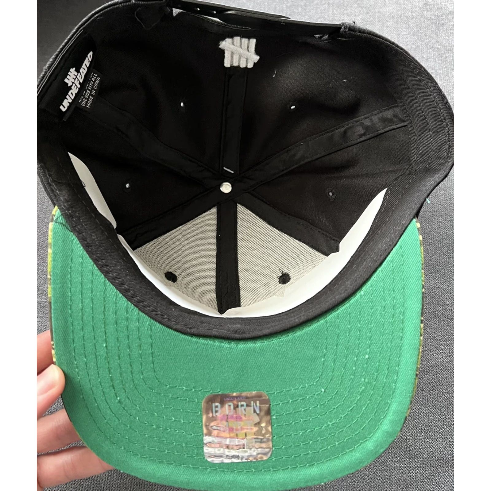 Undefeated Undefeated Hat Adjustable Black Flat Brim SnapBack Mens Baseball Cap Multicolor- New Undefeated UND FTD Adjustable SnapBack Hat Size ONE SIZE - 6 Thumbnail