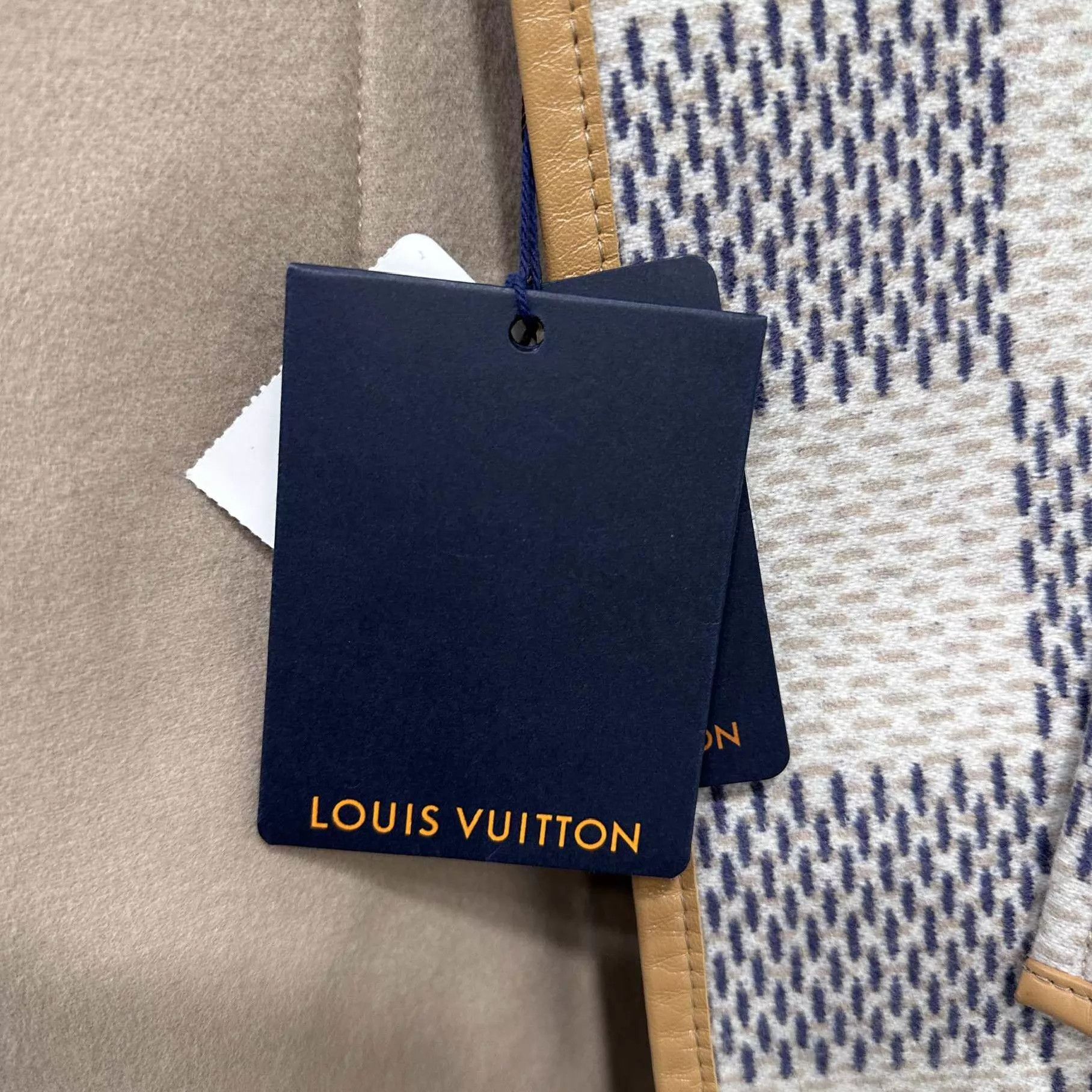 Louis Vuitton LV Damier Ebene reversible overcoat size 36 new Size XS / US 0-2 / IT 36-38 - 9 Thumbnail