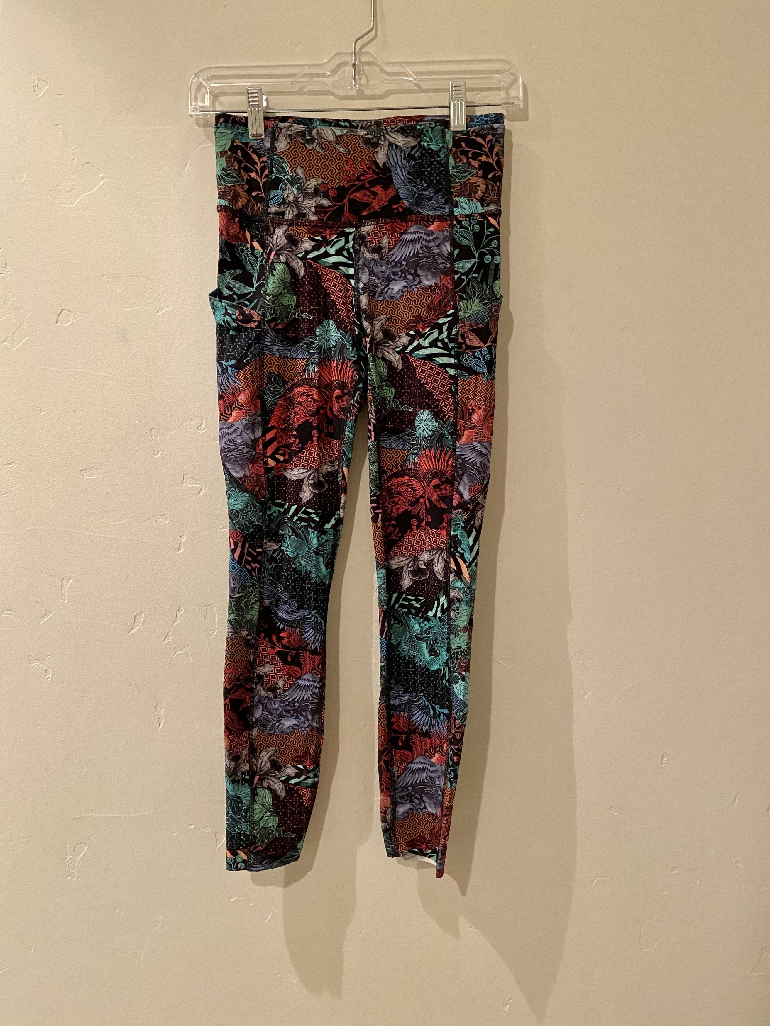 Lululemon 🆕 Lululemon Fast & Frees - Zen Clash Multi - Size 4 - 25" Size 27" / US 4 / IT 40 - 3 Thumbnail