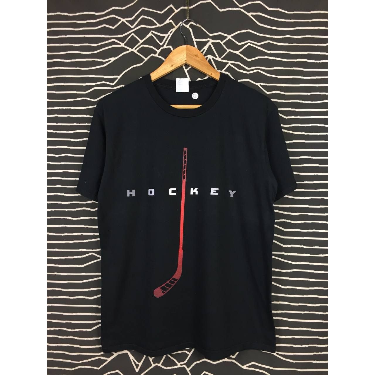 NHL × Vintage Port & Company Hockey Sticks Sportswear Graphic Tee Size M Size US M / EU 48-50 / 2 - 1 Thumbnail