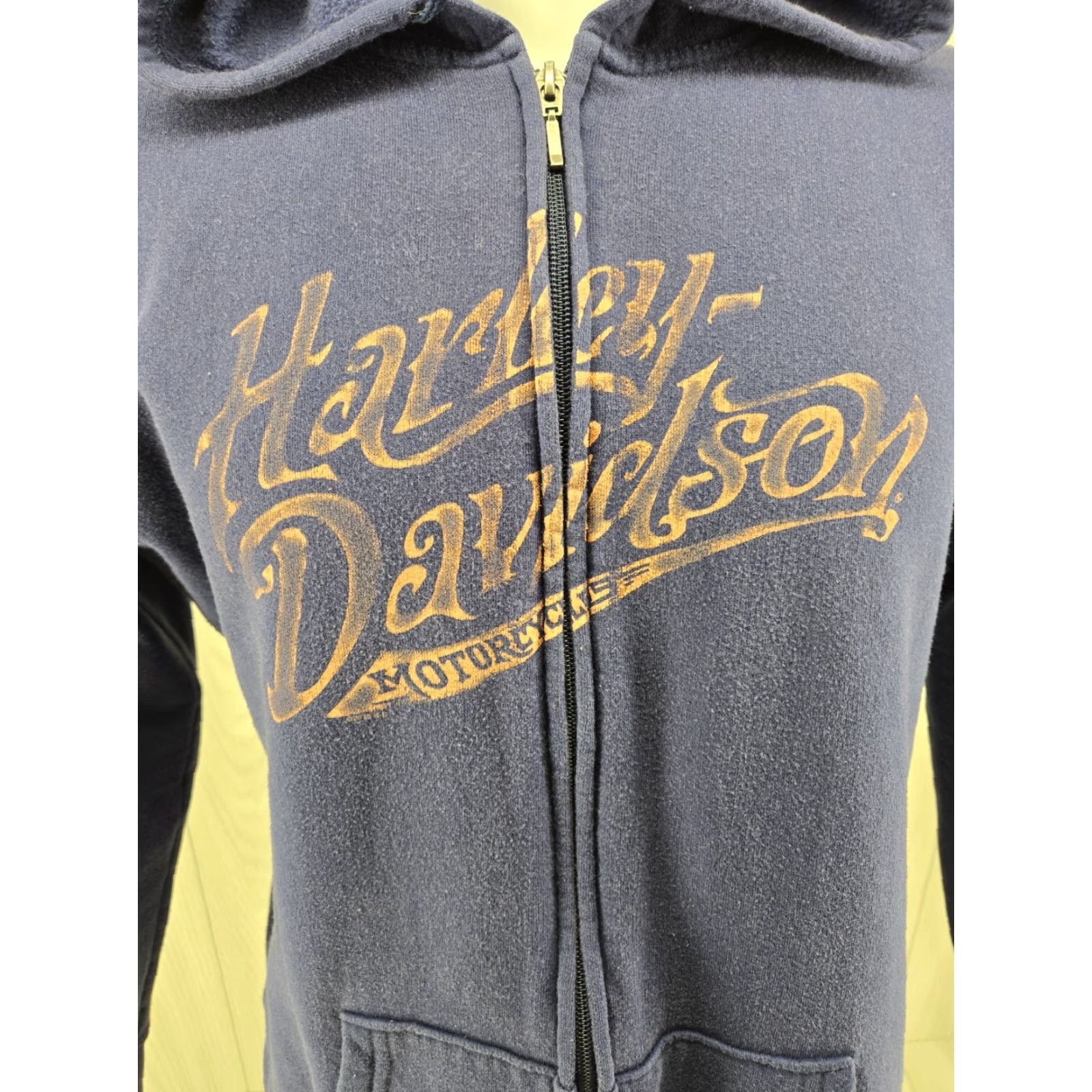 Harley Davidson VINTAGE Harley-Davidson Hoodie Womens XL Zip Up Black Logo Embroidered Front Pocket Full Zip Hooded Leather? No, Cotton Blend (adjusted) Size XL / US 12-14 / IT 48-50 - 3 Thumbnail