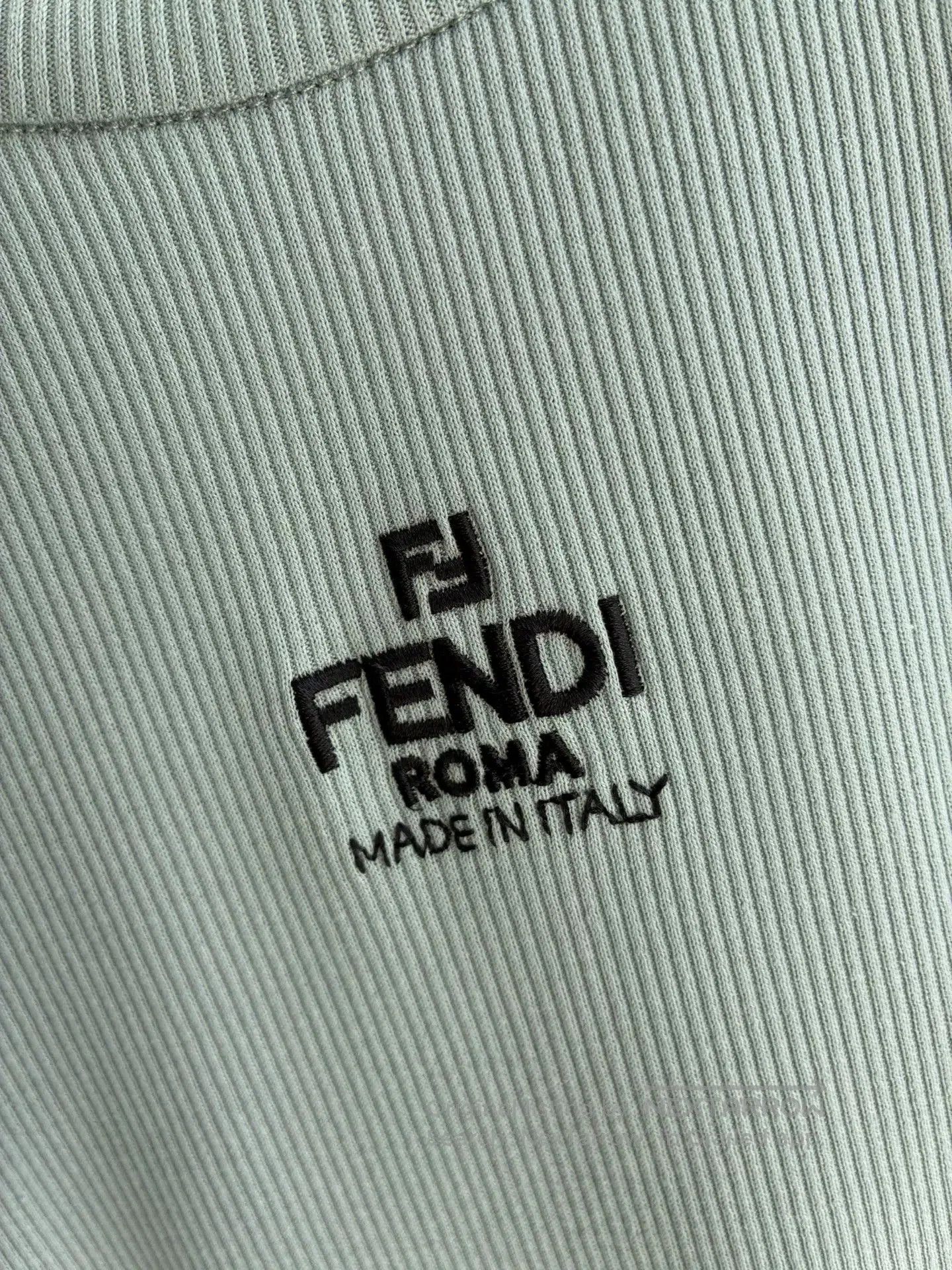 Fendi Fendi Mint Green Short-Sleeve Tee S. Size S / US 4 / IT 40 - 5 Thumbnail