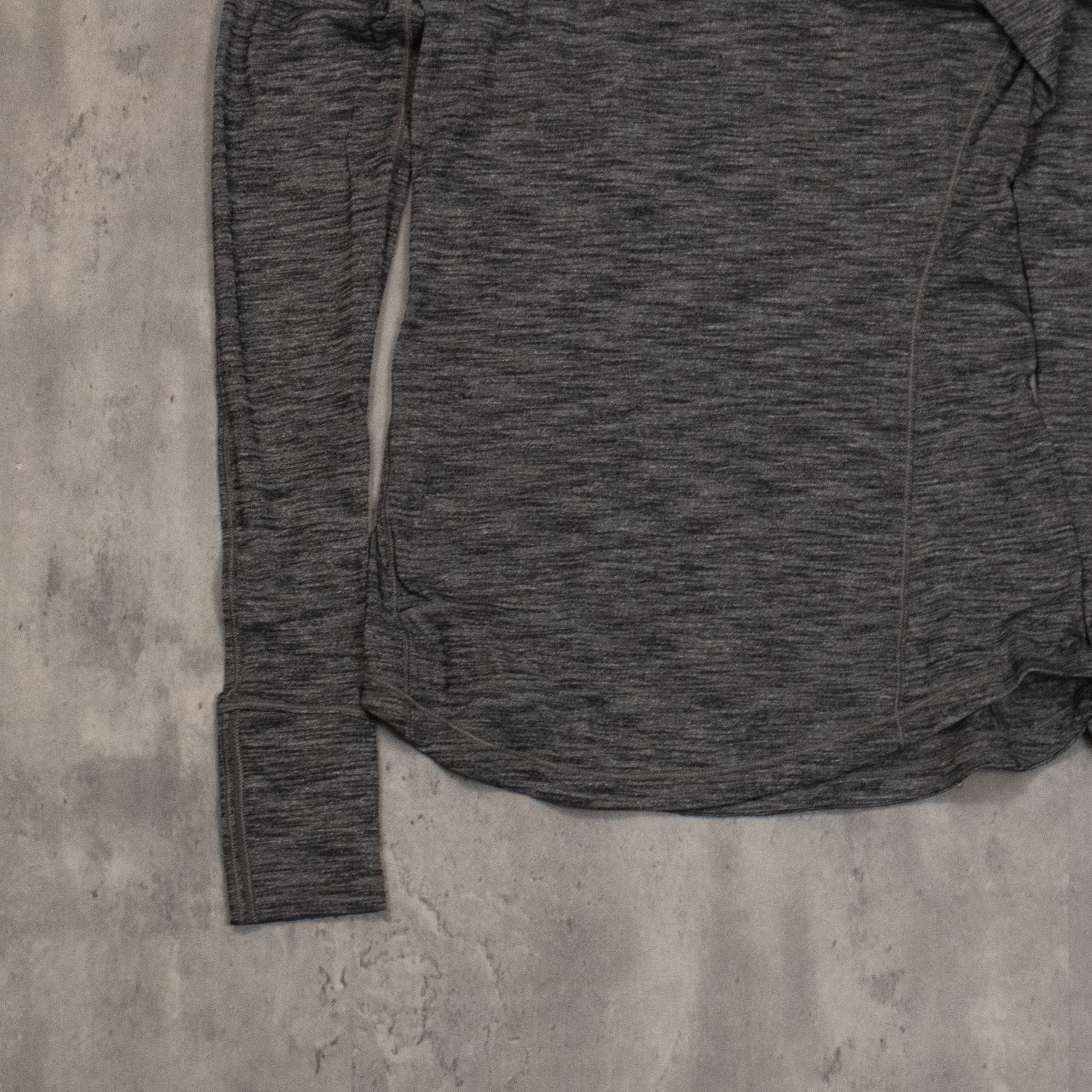 Lululemon Lululemon Heather Grey Compression Long Sleeve T-Shirt Size US XXS / EU 40 - 4 Thumbnail