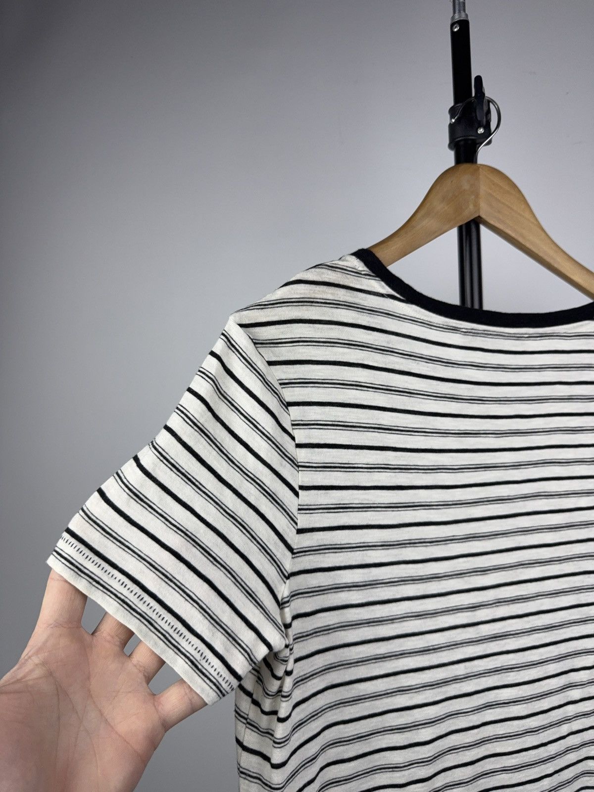 Allsaints AllSaints Striped Knotted Tee Minimalist Casual Top Size XS / US 0-2 / IT 36-38 - 10 Thumbnail