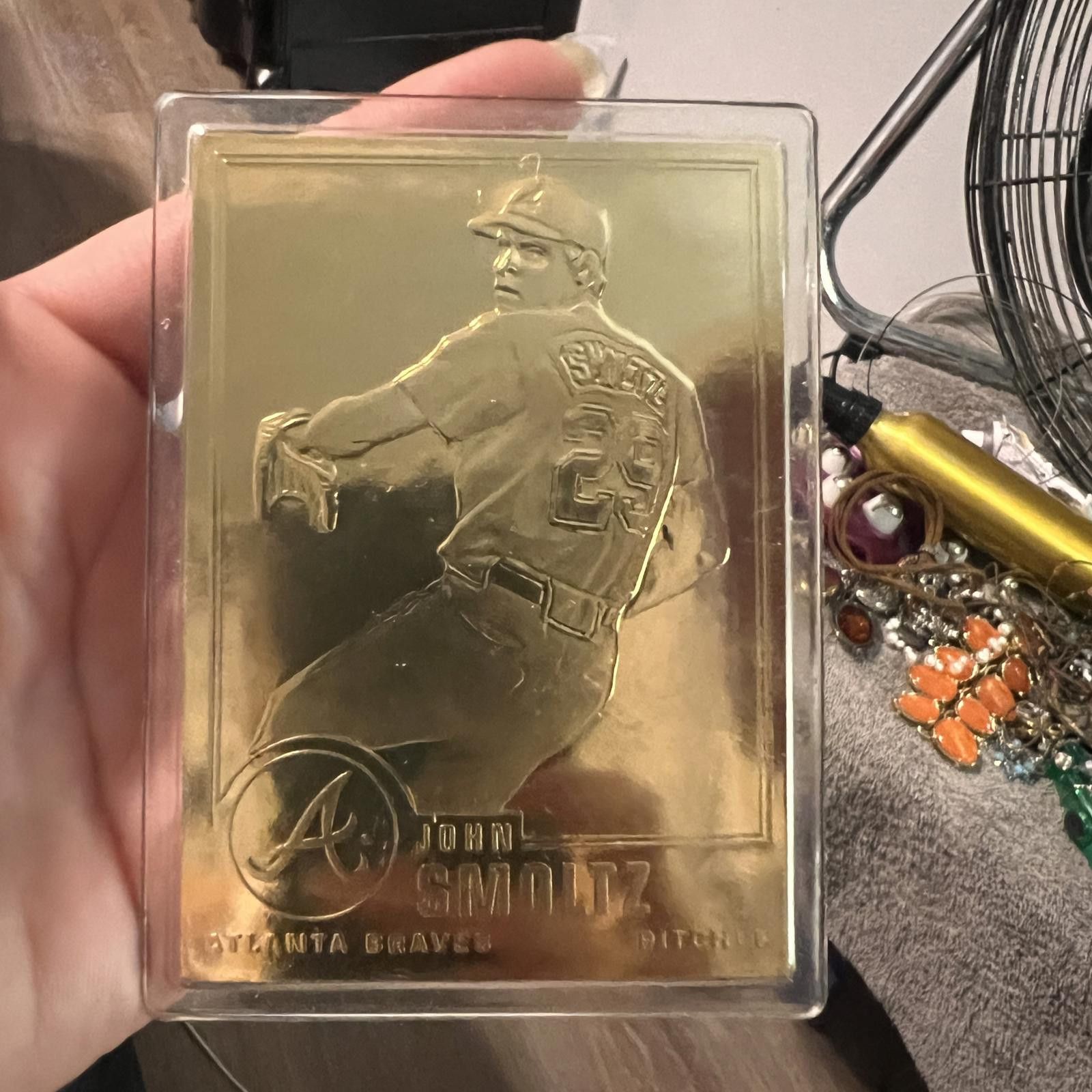 Unknown London John Smoltz Atlanta Braves Gold Tone Baseball Trading Card Size ONE SIZE - 1 Thumbnail