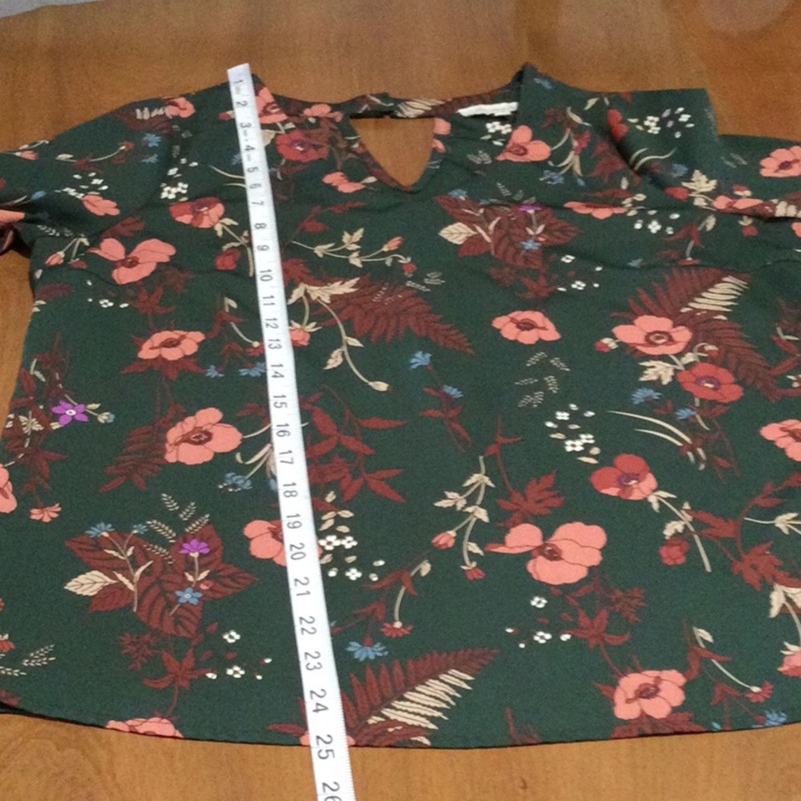 Other Skies Are Blue Floral V-Neck Keyhole Back Peplum Sleeve Sm Size S / US 4 / IT 40 - 16 Thumbnail