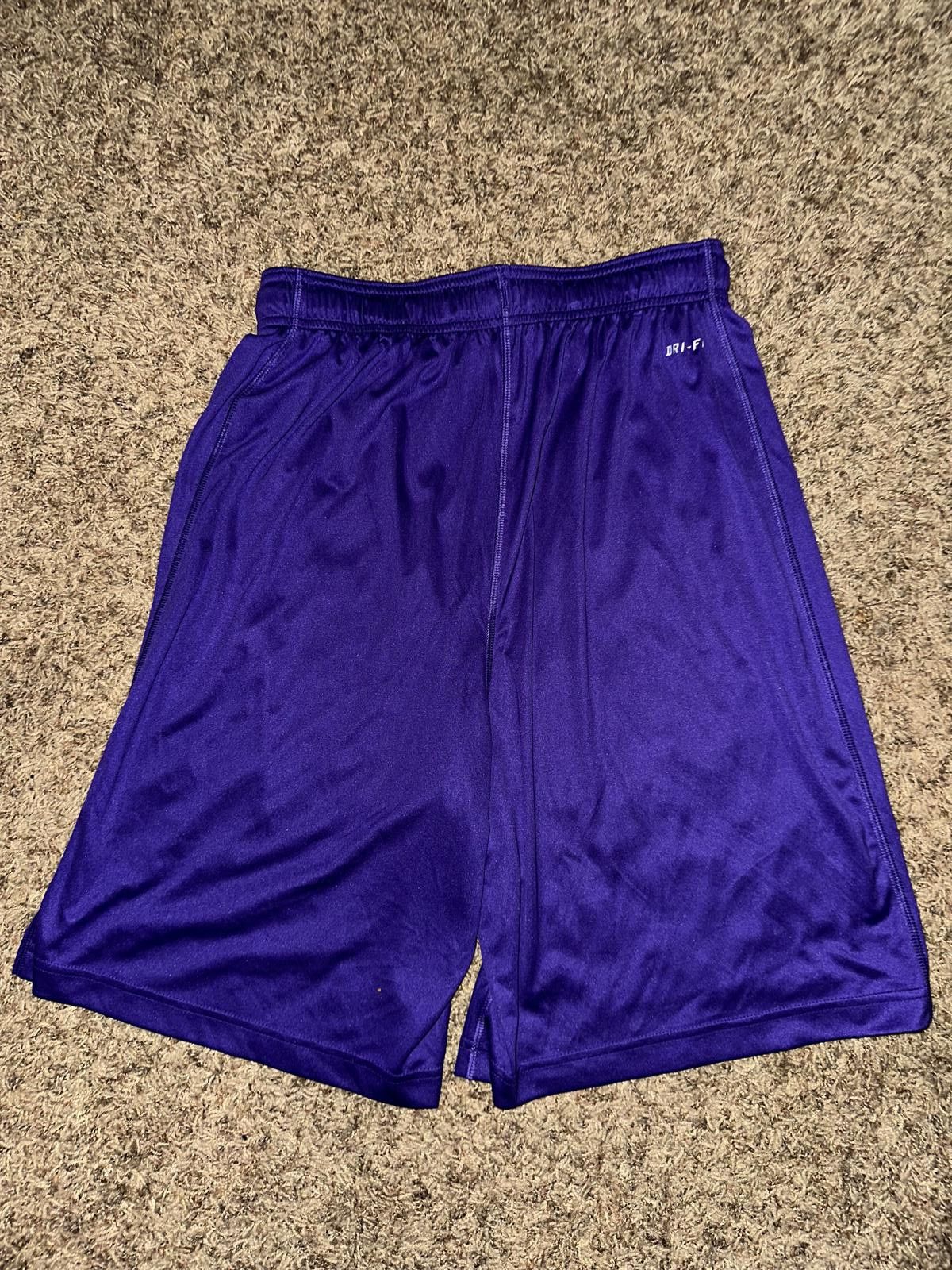 Nike Nike Dri-FIT 10" Lightweight Training Shorts No Pockets Size US 32 / EU 48 - 6 Thumbnail