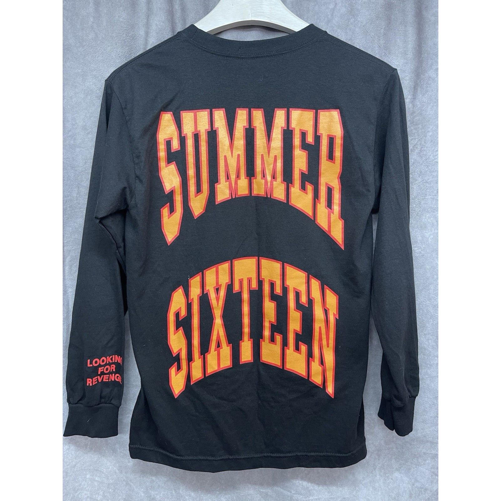 Other Authentic Vintage Drake Summer Sixteen Tour "Revenge" Long S Size US S / EU 44-46 / 1 - 3 Thumbnail
