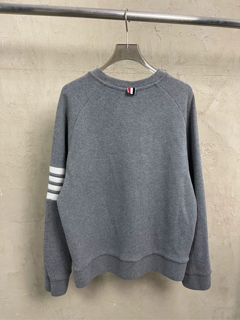 Thom Browne Thom Browne size4 Huffug round neck hoodie Size US XL / EU 56 / 4 - 3 Thumbnail