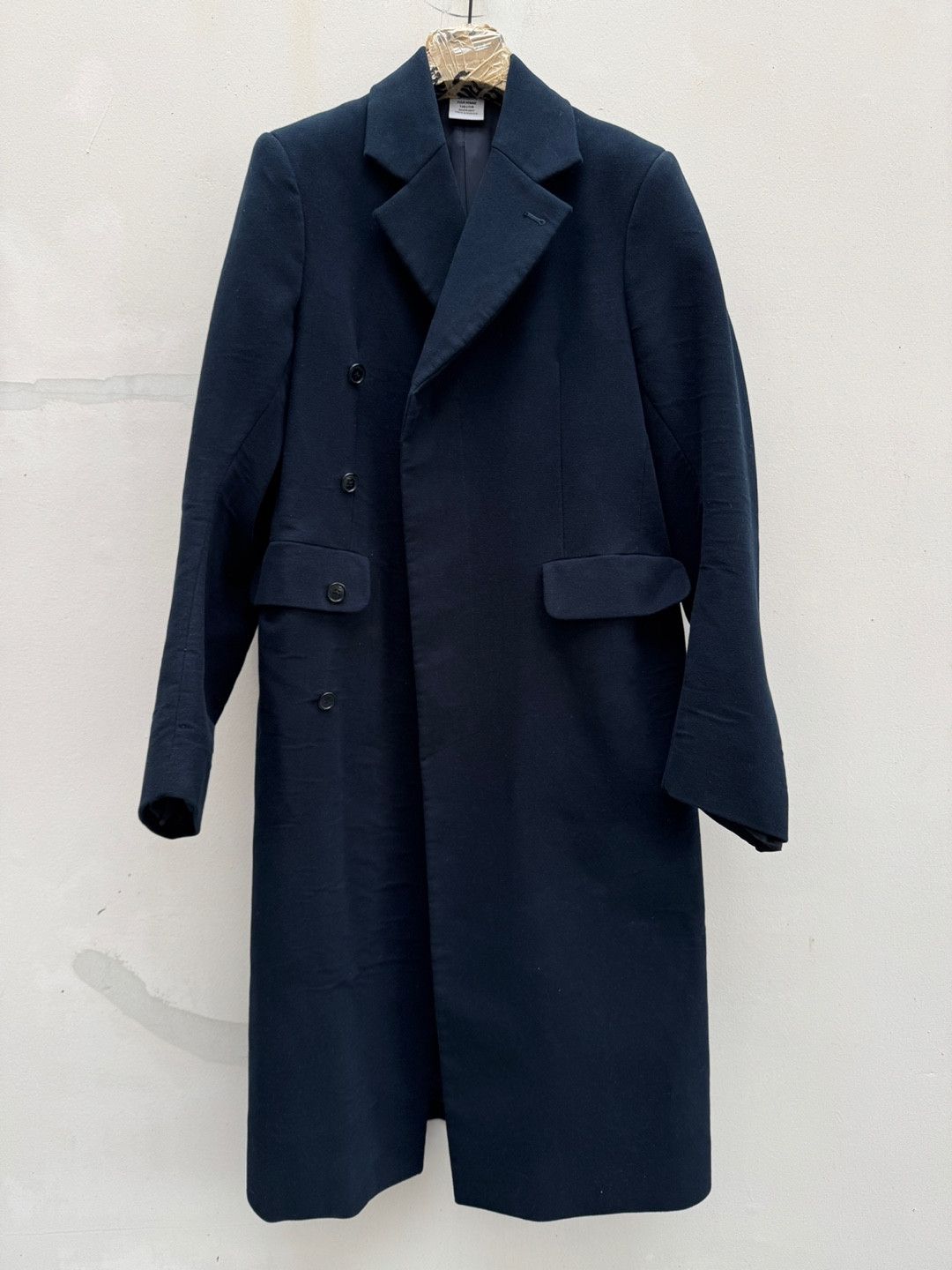 Vetements Vetements FW17 Oversized Moleskin Raw Hem Lettering Coat Size US S / EU 44-46 / 1 - 1 Thumbnail