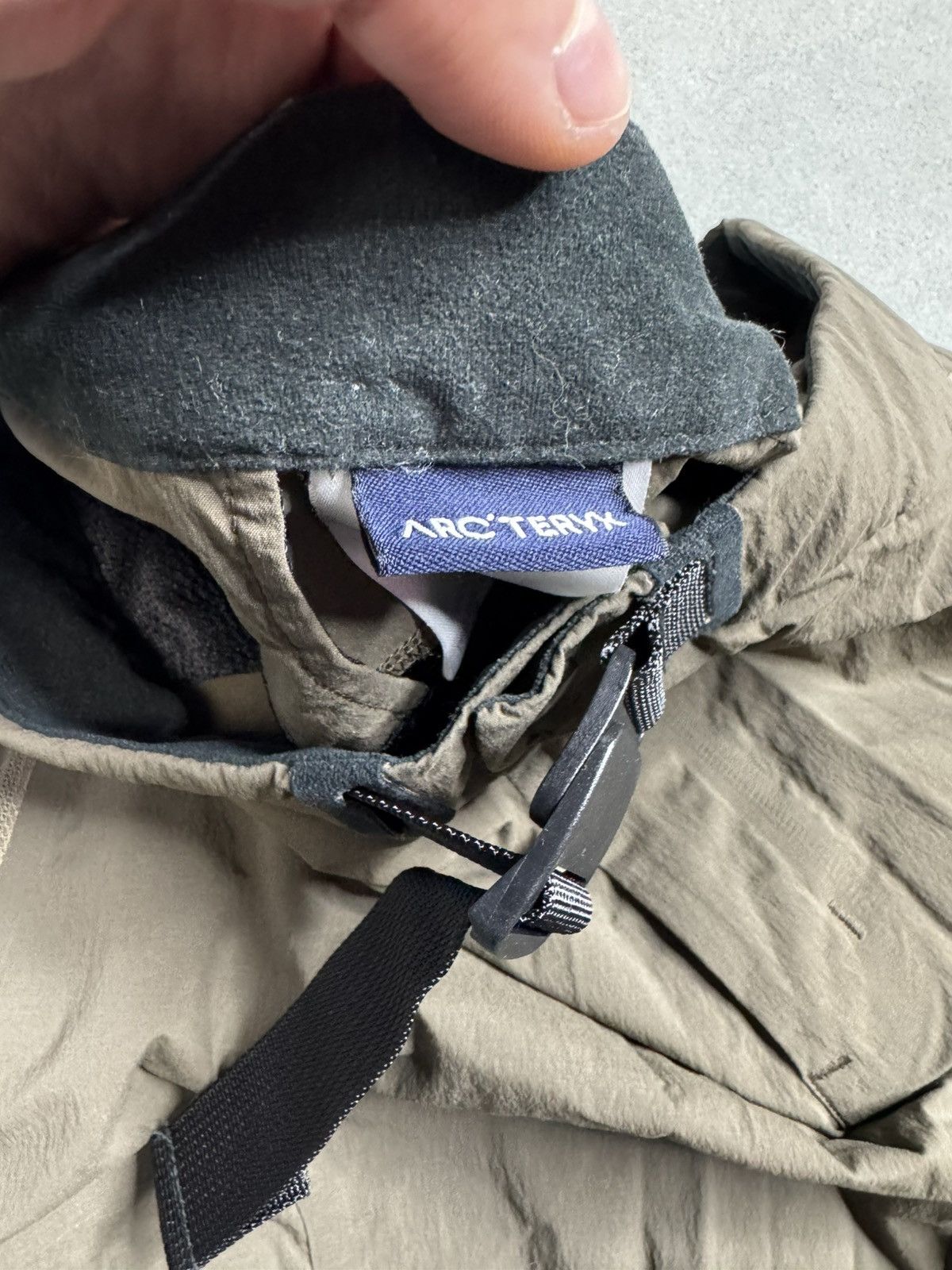 Arc'teryx Arcteryx pants nylon vintage small logo Gorpcore Size US 38 / EU 54 - 6 Thumbnail