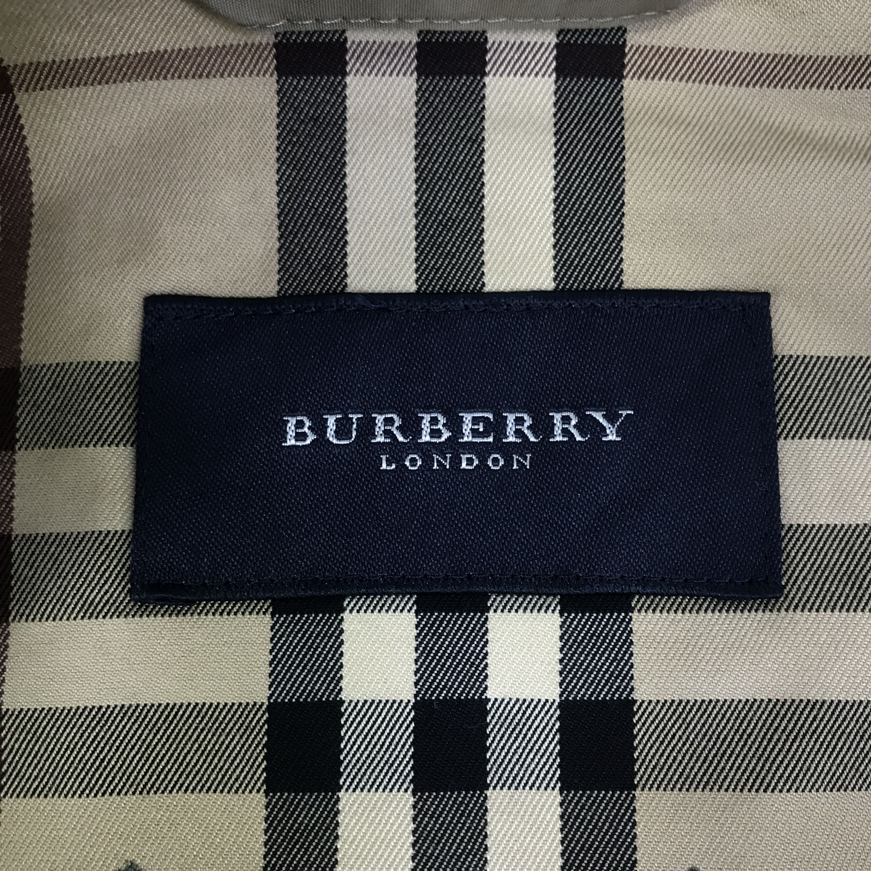 Burberry Vintage Burberry London colour faded Vest K121B18 Size US L / EU 52-54 / 3 - 12 Thumbnail