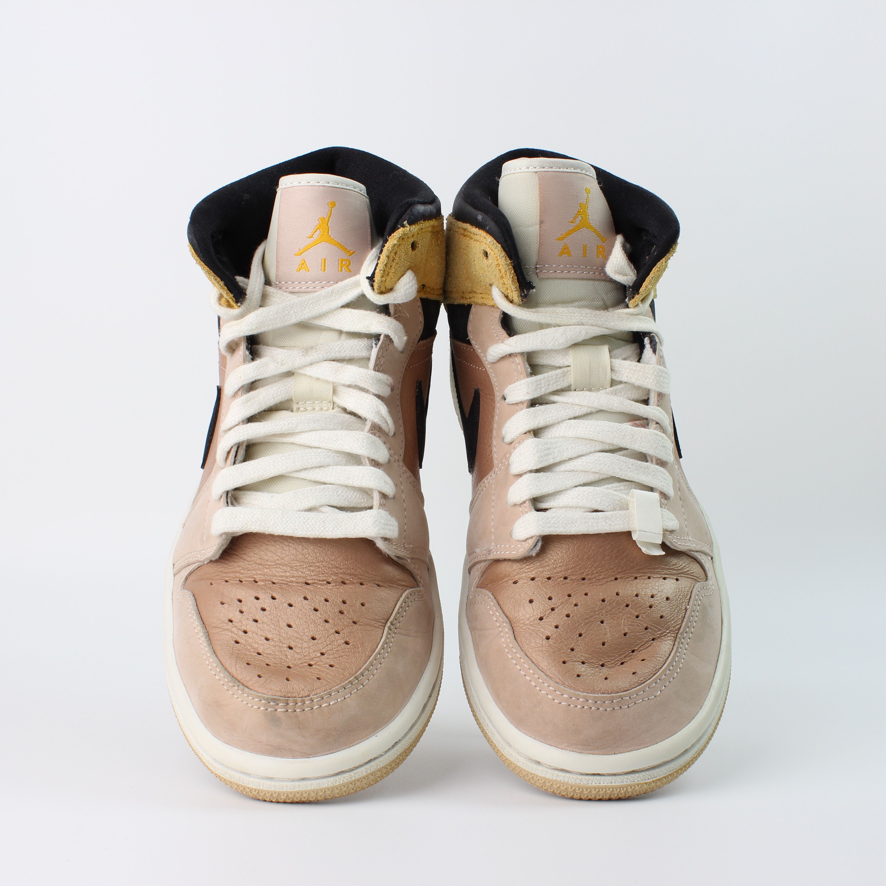 Nike (W) Jordan 1 Mid SE Particle Beige DD2224-200 Size US 6.5 / IT 36.5 - 6 Thumbnail