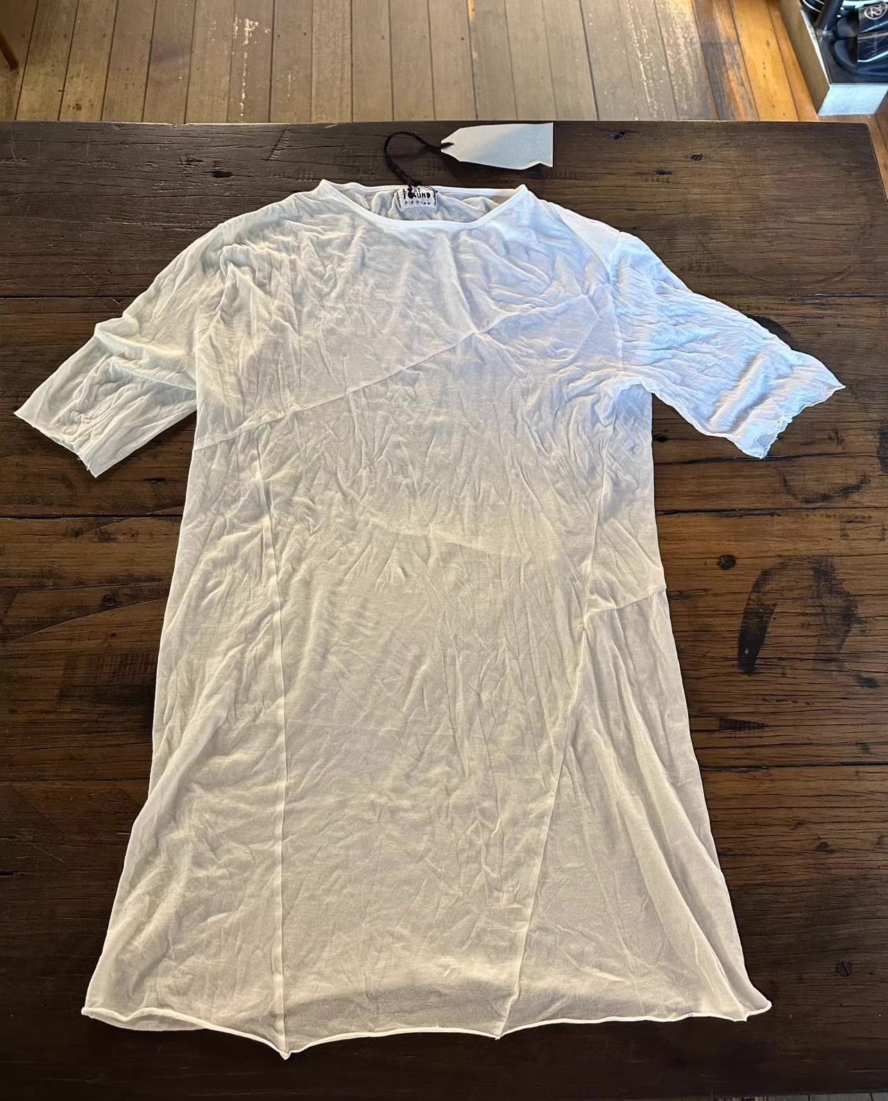 Lost & Found Ria Dunn LOST&FOUND white structured short‑sleeve tee Ｑ25 Size US XS / EU 42 / 0 - 1 Thumbnail