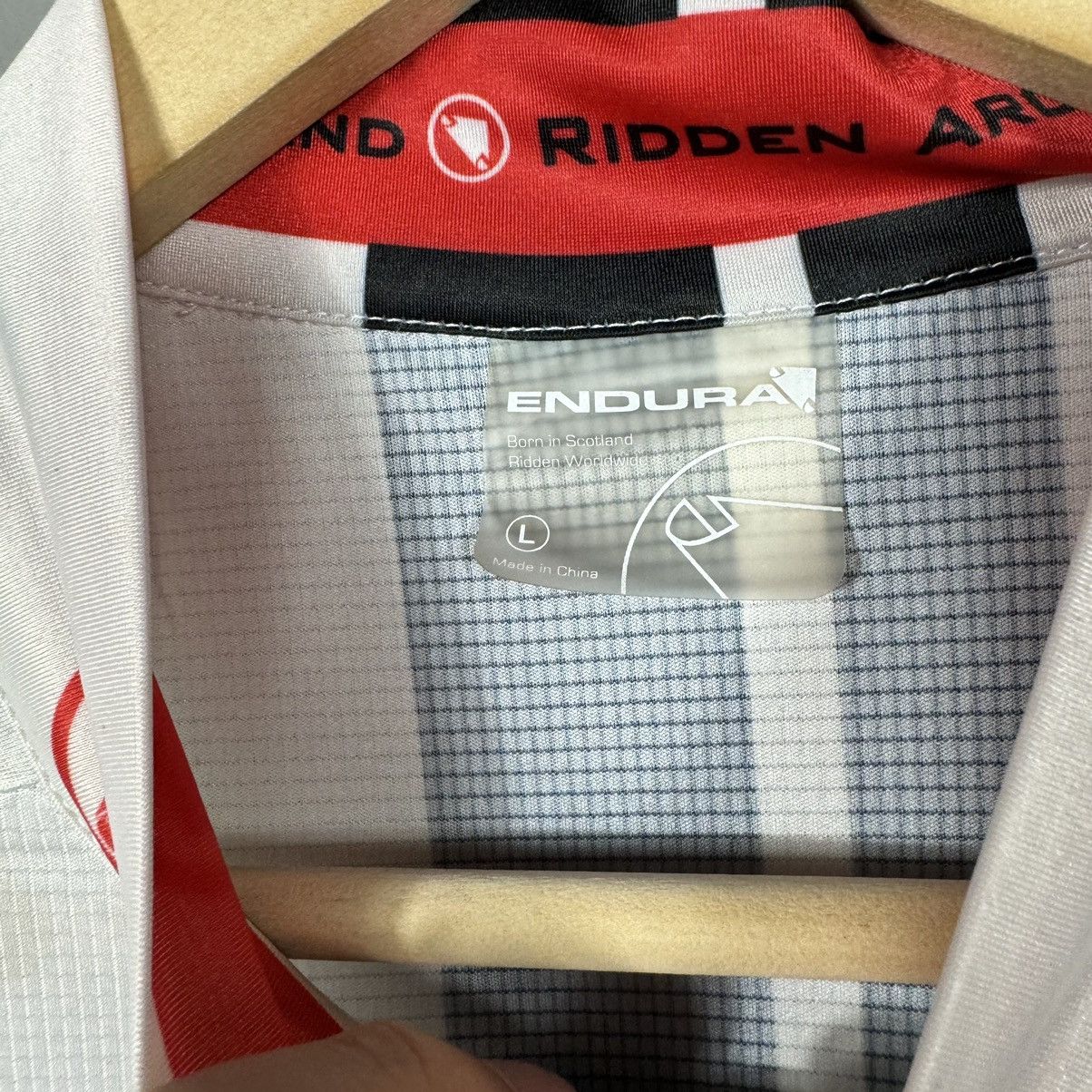 Other Endura Pro Printed Cycling Jersey Size US L / EU 52-54 / 3 - 3 Thumbnail