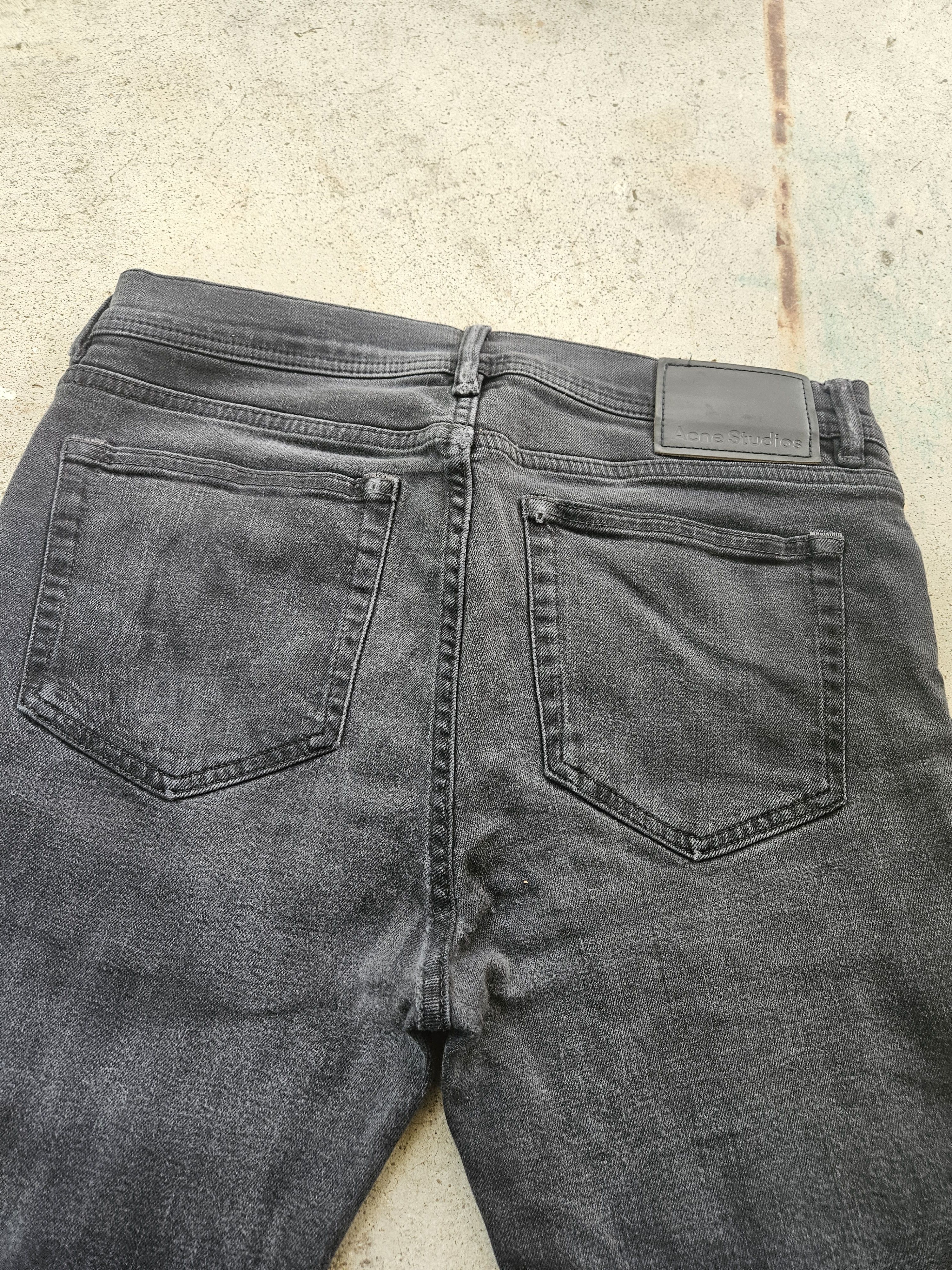 Acne Studios North Used Blk Back Patch Black Denim Jeans Size US 32 / EU 48 - 3 Thumbnail
