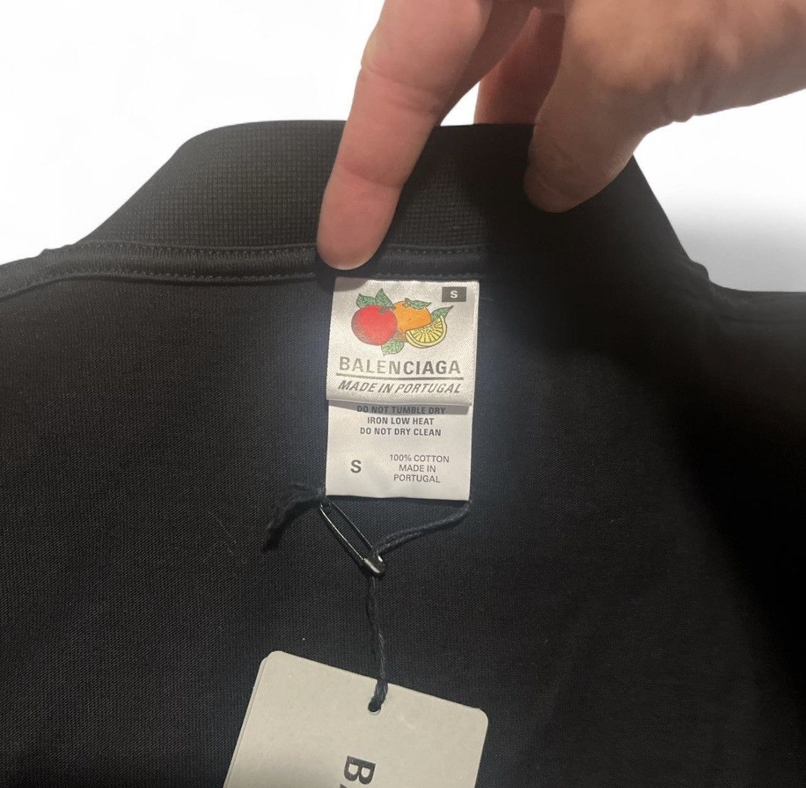 Balenciaga Balenciaga mirror logo inside out T-shirt Size US L / EU 52-54 / 3 - 5 Thumbnail