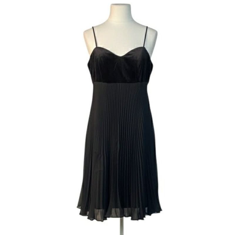 Other ABS Allen Schwartz Black Velvet Chiffon Pleated Dress Sz 4 Size S / US 4 / IT 40 - 4 Thumbnail