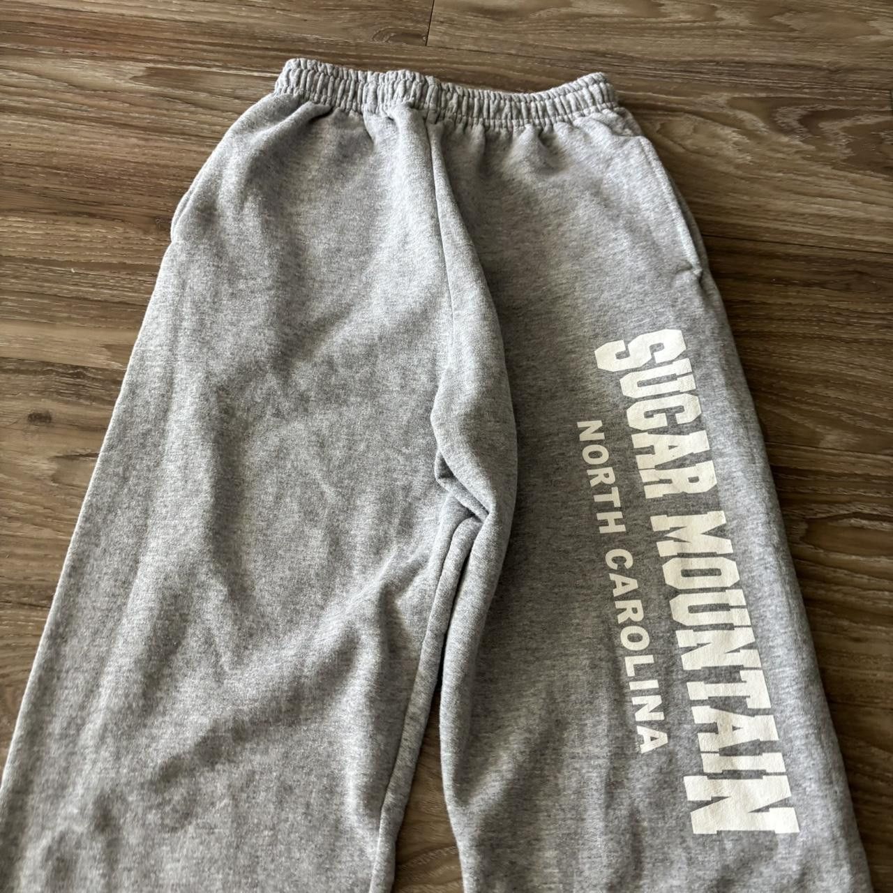 Vintage Crazy Vintage Y2K/2000s Baggy Light Grey Smokey Mountain Essential Sweatpants! Fits S Size US 28 / EU 44 - 4 Thumbnail