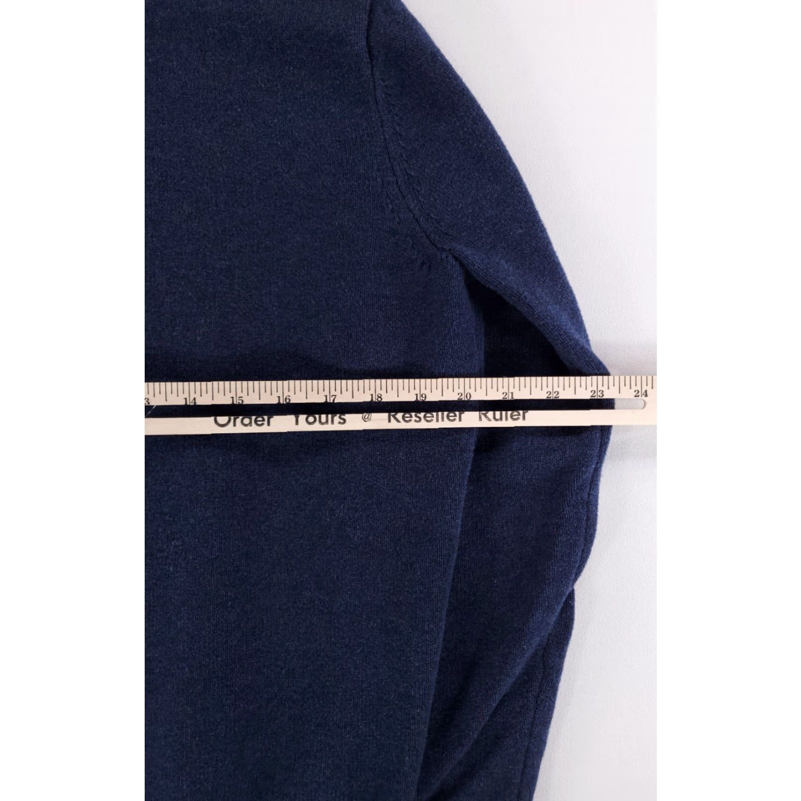 Peter Millar **Peter Millar Mens Blue Pullover Sweater M** User: **Peter Millar Mens Blue 4 Button Henley Sweater M** Size US M / EU 48-50 / 2 - 8 Thumbnail