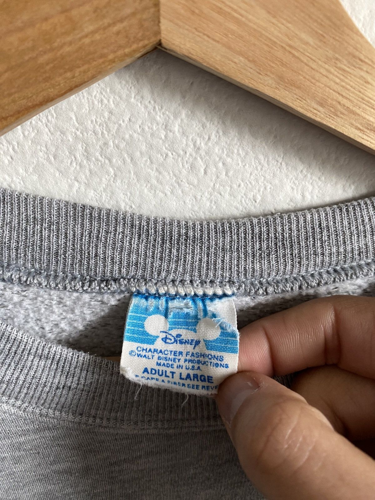 Mickey Unlimited Vintage 90s Mickey Mouse Crewneck Sweatshirt Size US L / EU 52-54 / 3 - 4 Thumbnail