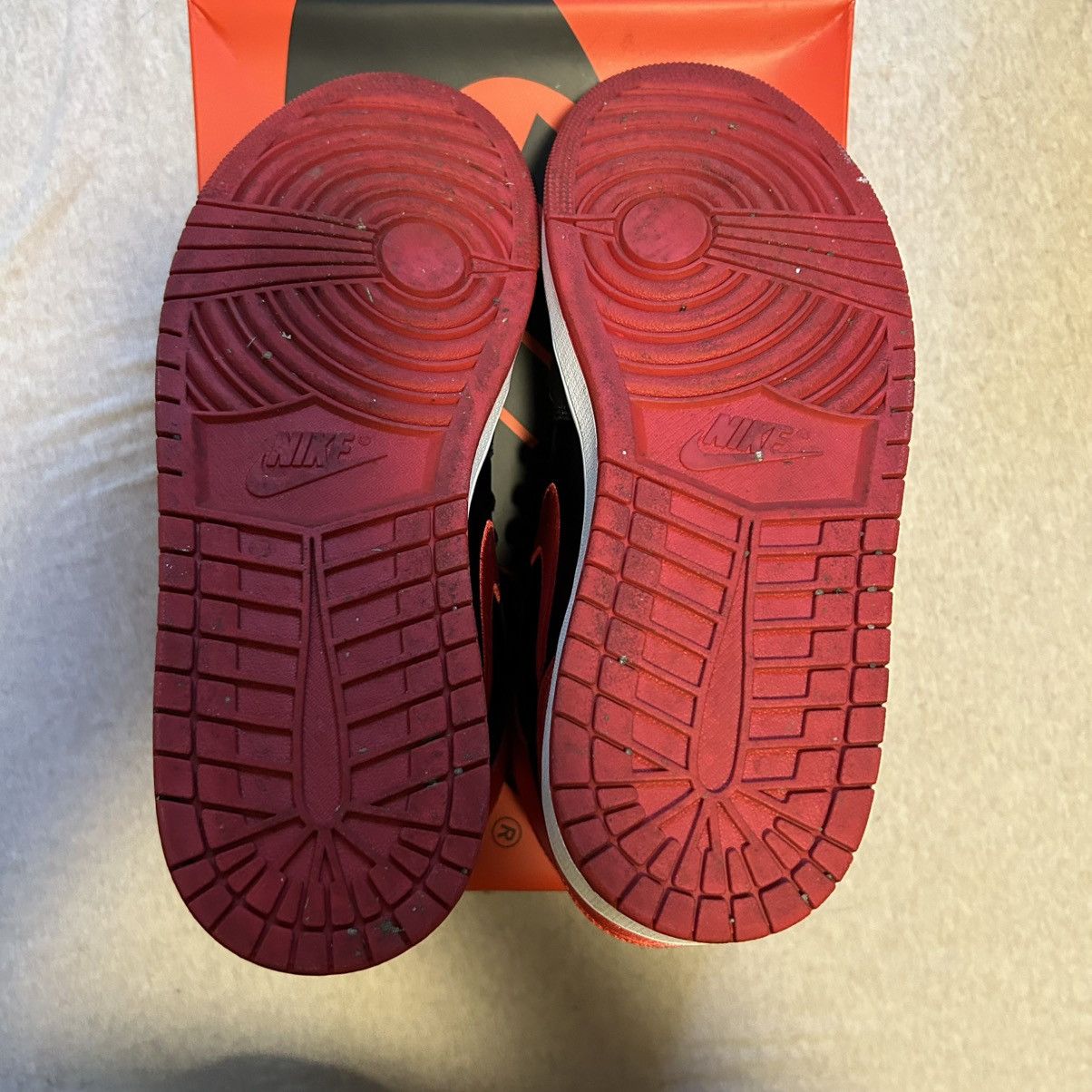 Jordan Brand Jordan 1 Retro High Satin Bred Size US 11.5 / IT 41.5 - 6 Thumbnail