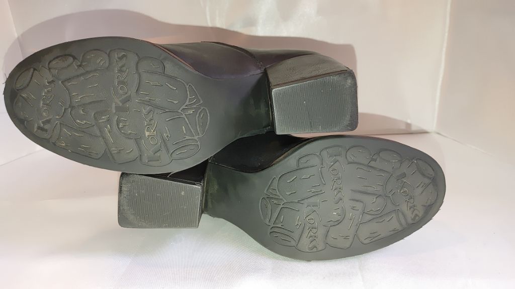 Kork-Ease Kork-Ease Castenda Ankle Booties Size 8M Size US 8 / IT 38 - 7 Thumbnail
