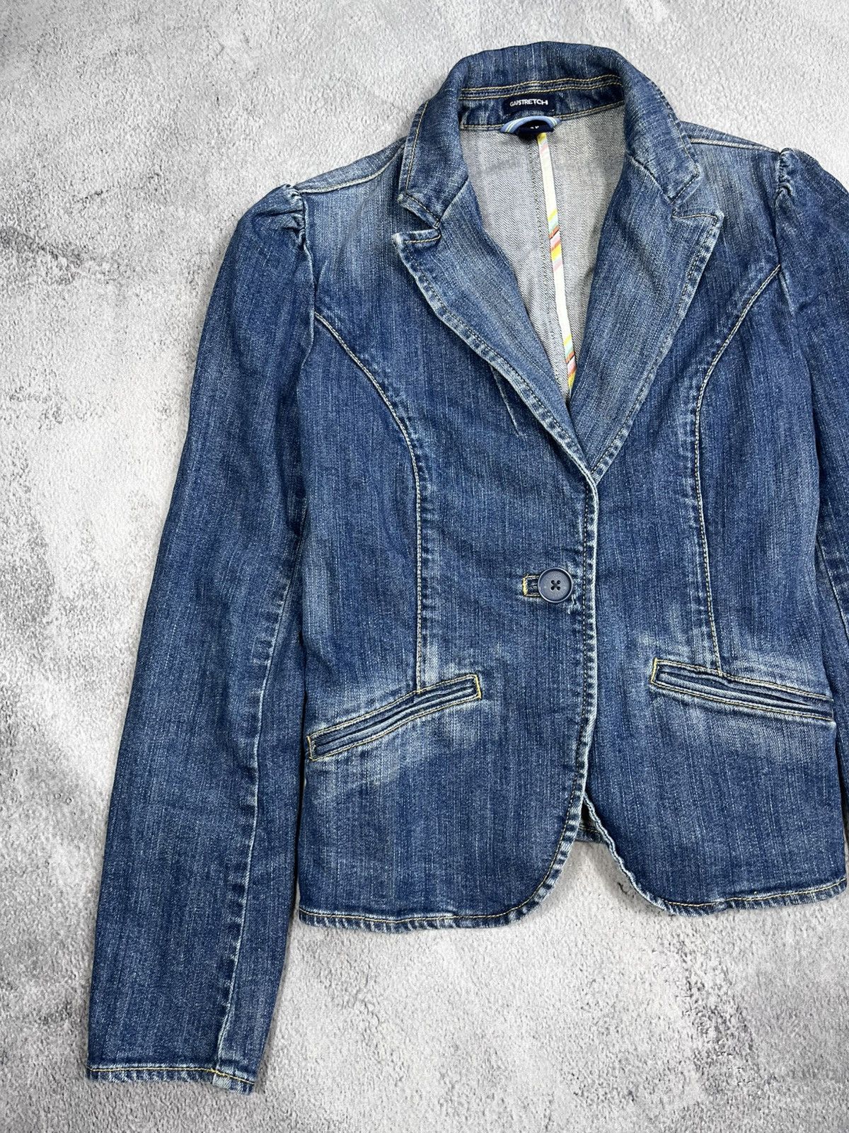 Gap × Vintage Vintage Y2K Gap denim jacket blazer 00s style size 6 Size XS / US 0-2 / IT 36-38 - 2 Thumbnail