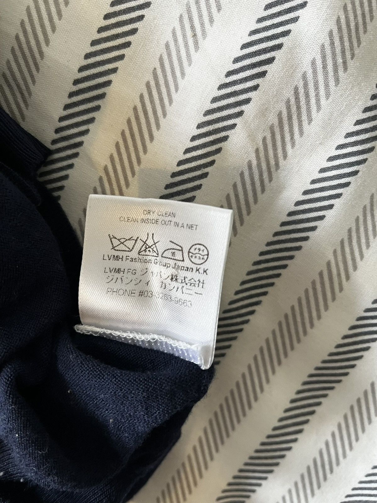 Givenchy Givenchy Navy Wool Knit Sweater – Made in England – Small Size US S / EU 44-46 / 1 - 5 Thumbnail