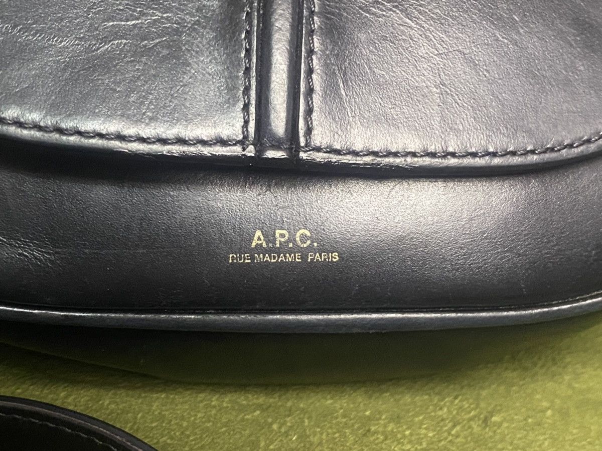 A.P.C. A.P.C betty black leather crossbody bag Size ONE SIZE - 4 Thumbnail