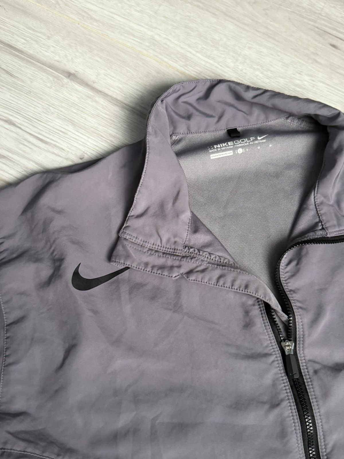 Nike Vintage Nike Golf Nylon Track Jacket Size US L / EU 52-54 / 3 - 5 Thumbnail