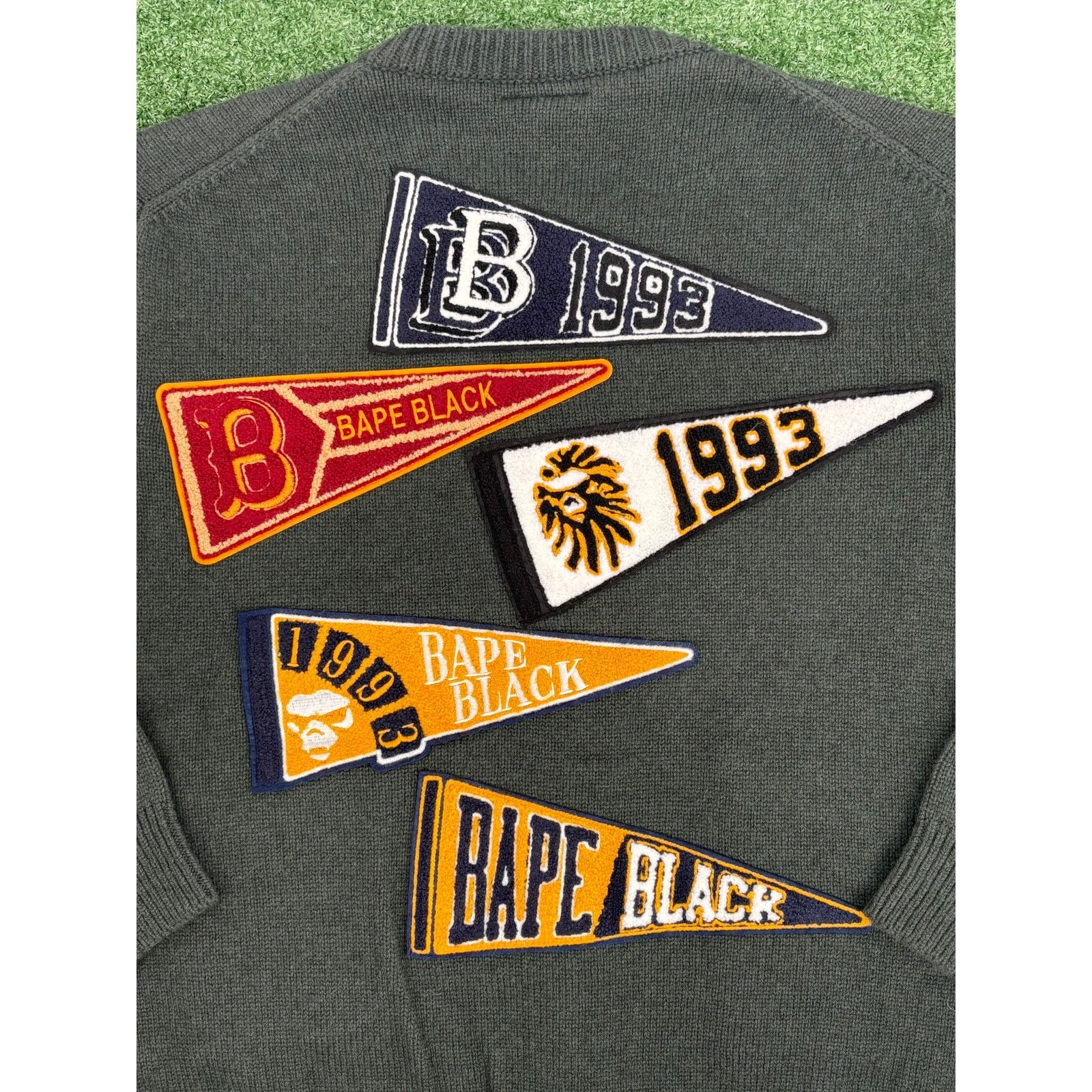 Bape BAPE Black Japan Green College Cardigan Size Medium Size US M / EU 48-50 / 2 - 5 Thumbnail