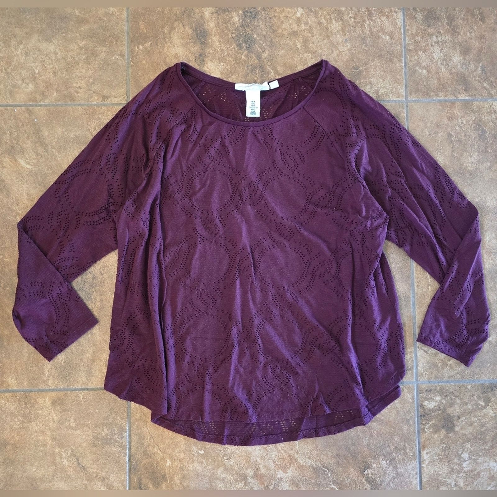 L.O.G.G. Burgundy Perforated | L.O.G.G. | Long Sleeve Size XL / US 12-14 / IT 48-50 - 1 Thumbnail