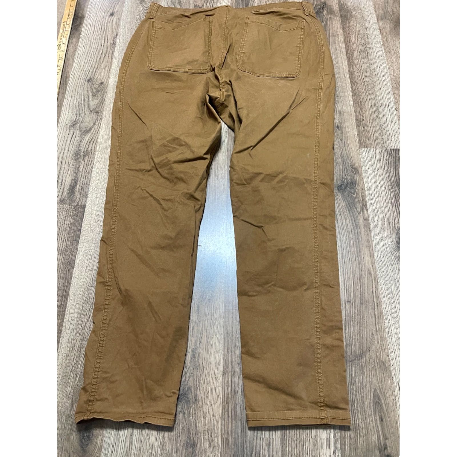 Old Navy VINTAGE? No. Old Navy Pants Women's 16 Brown Straight Leg Chino Pants Shirt? Size 38" / US 16 / IT 52 - 2 Thumbnail