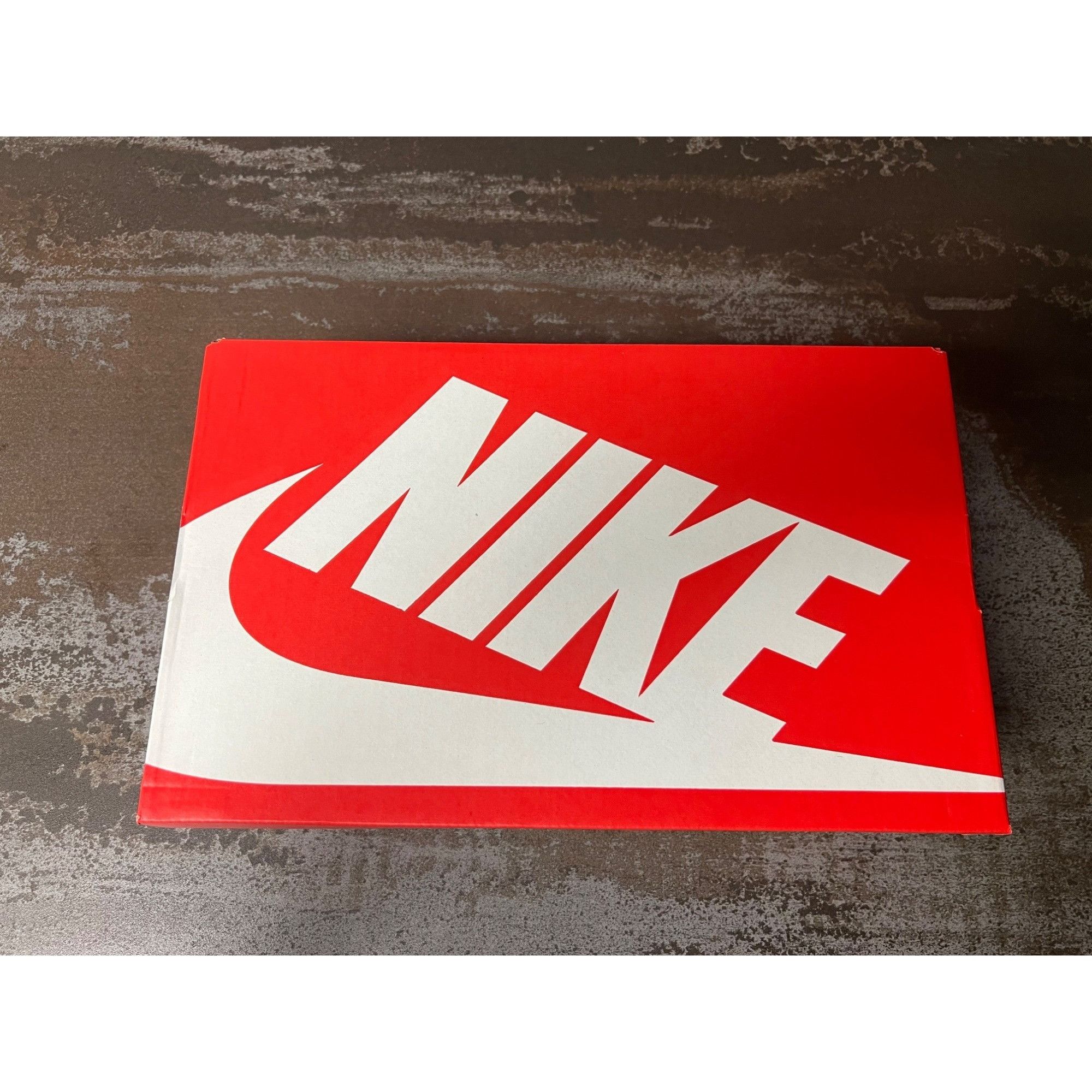 Nike Nike Dunk Low SE Fleece Pack Honeydew Women's Size 10- DQ757 Size US 10 / IT 40 - 14 Thumbnail