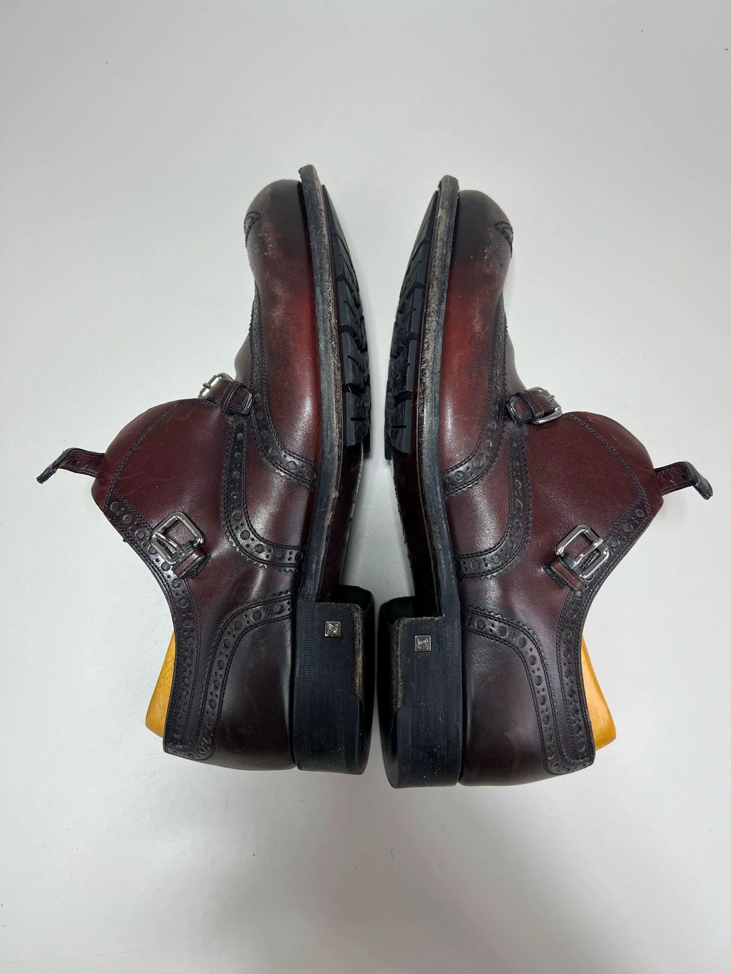 Louis Vuitton LOUIS VUITTON LV brogue leather shoes Size US 9.5 / EU 42-43 - 3 Thumbnail