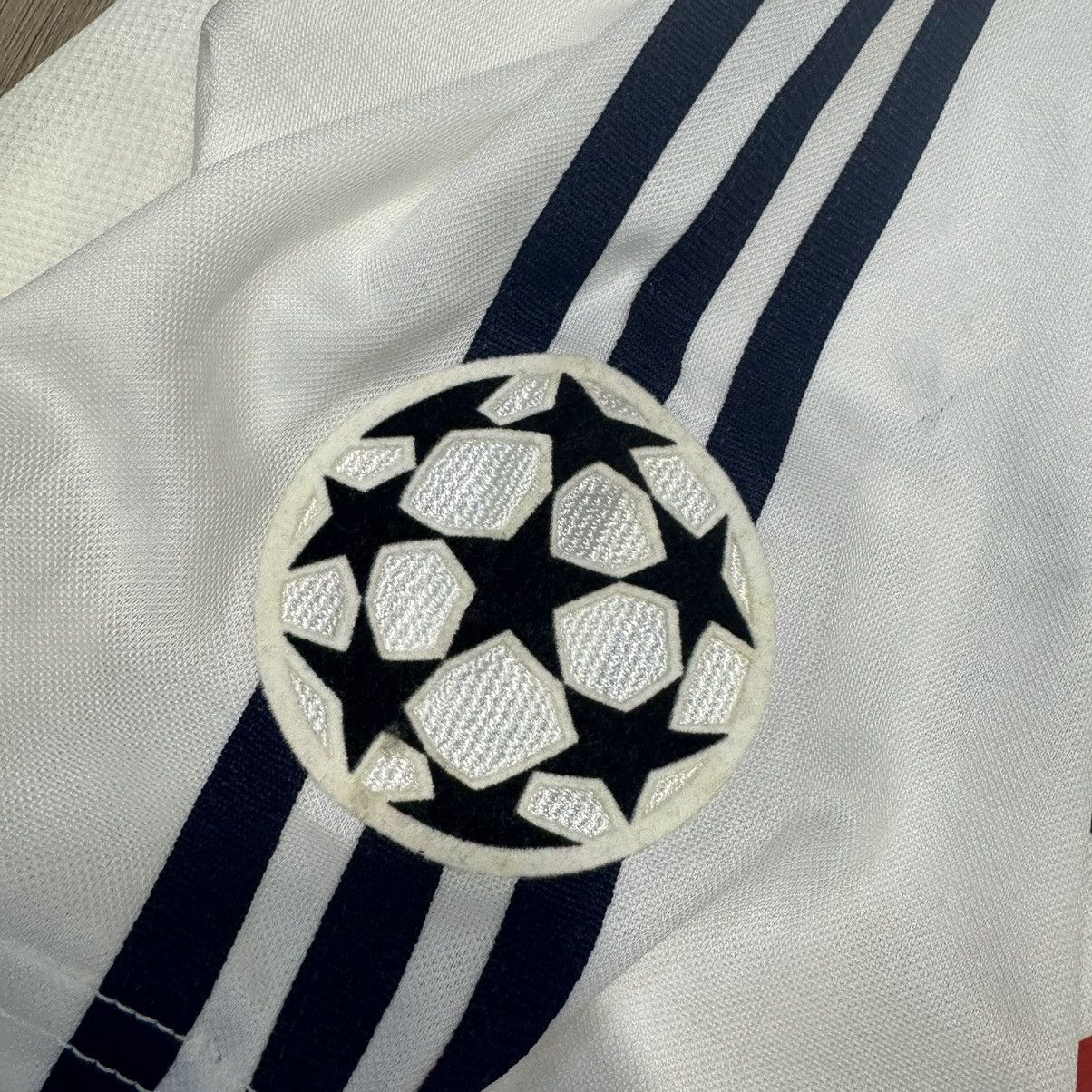 Adidas Real Madrid 02/03 CL home shirt #6 I.Helguera Size US L / EU 52-54 / 3 - 11 Thumbnail